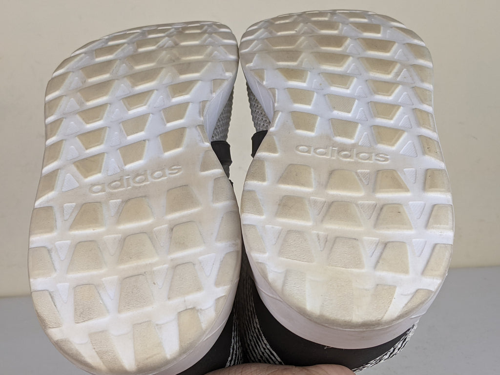 adidas Questar Flow 'Cloud White Black'