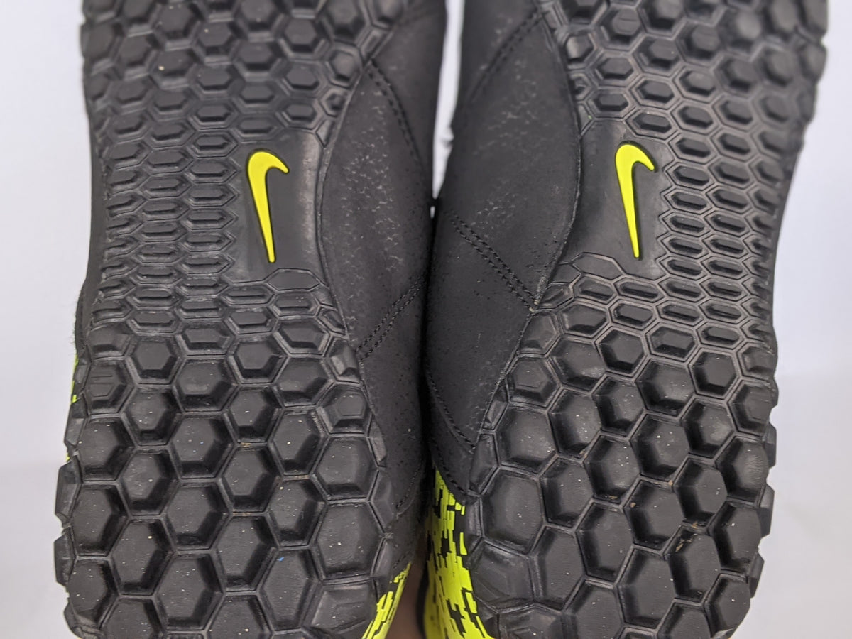 Nike Bombax TF 'Black/Green