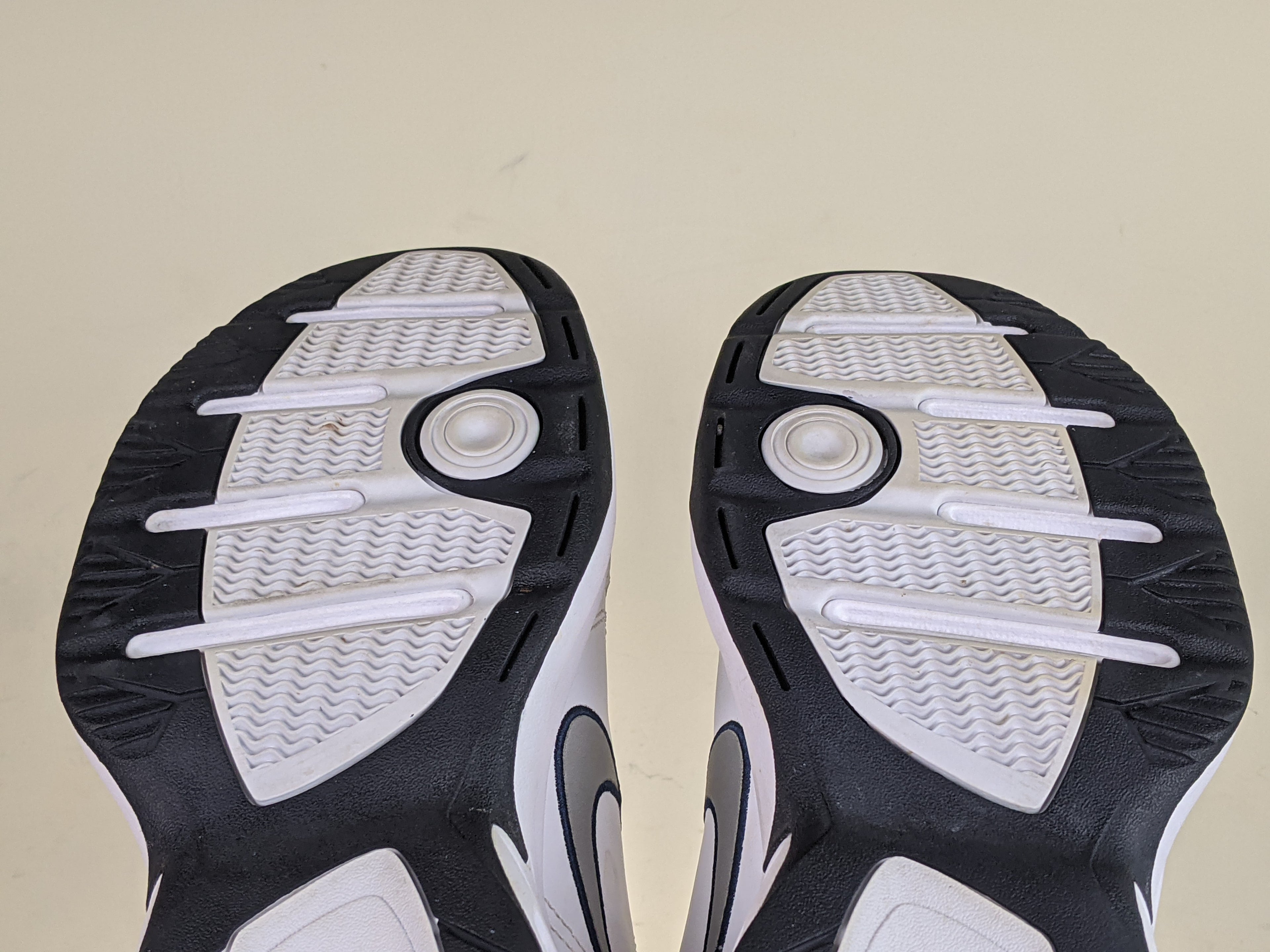 Nike Air Monarch IV 'White