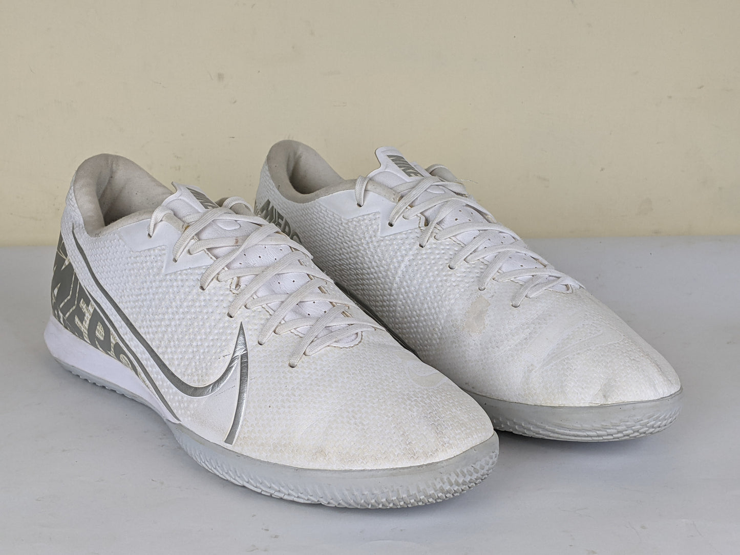 Nike Mercurial Vapor 13 Academy IC Nuovo - White/Chrome/Metallic Silver