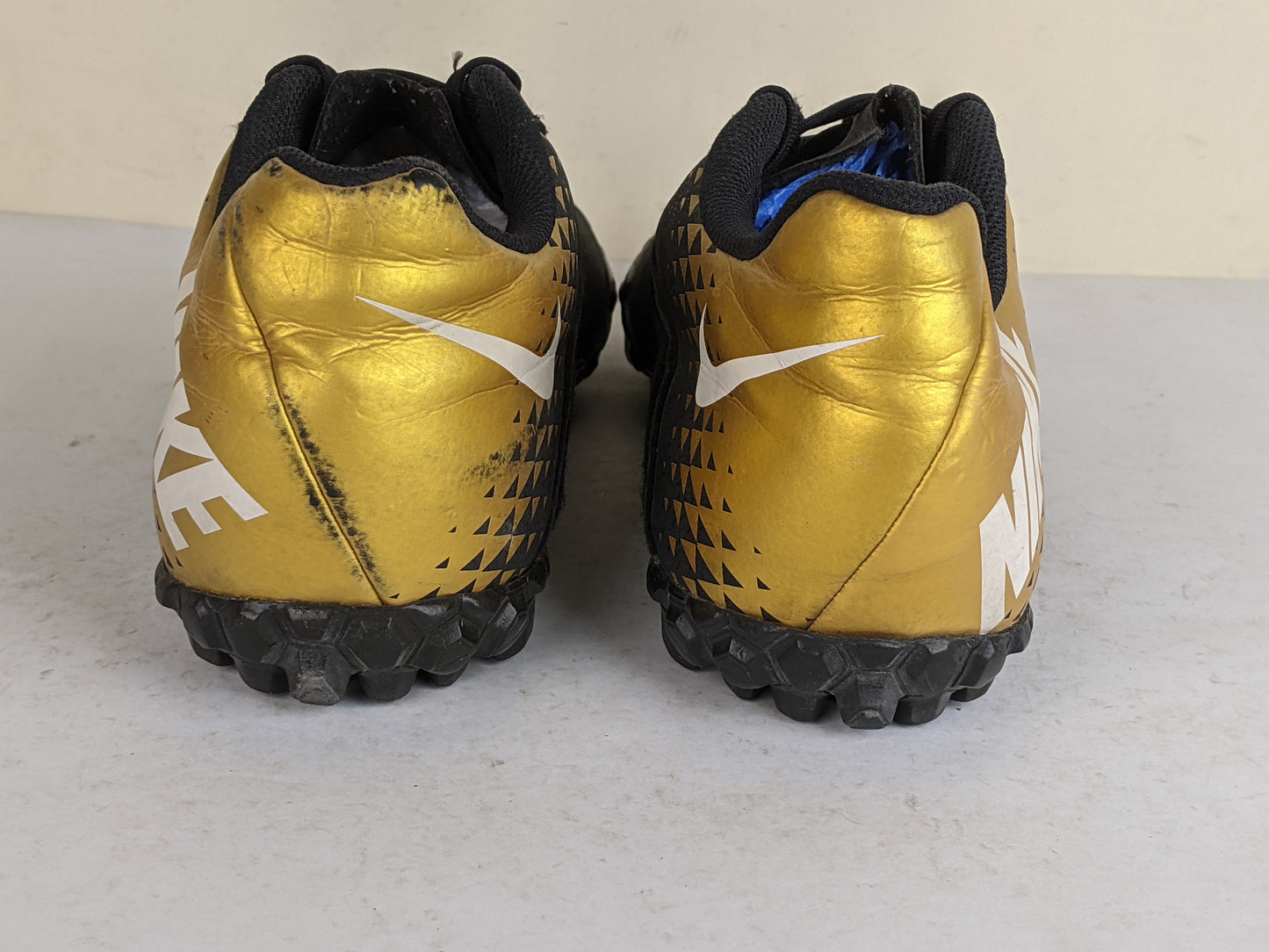 Nike Bombax TF 'Black/Gold