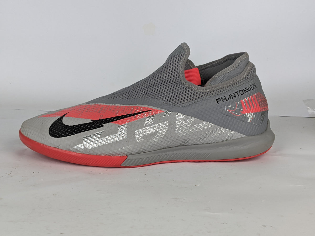 Nike Phantom VSN 2 Academy DF IC 'Metallic Bomber Grey
