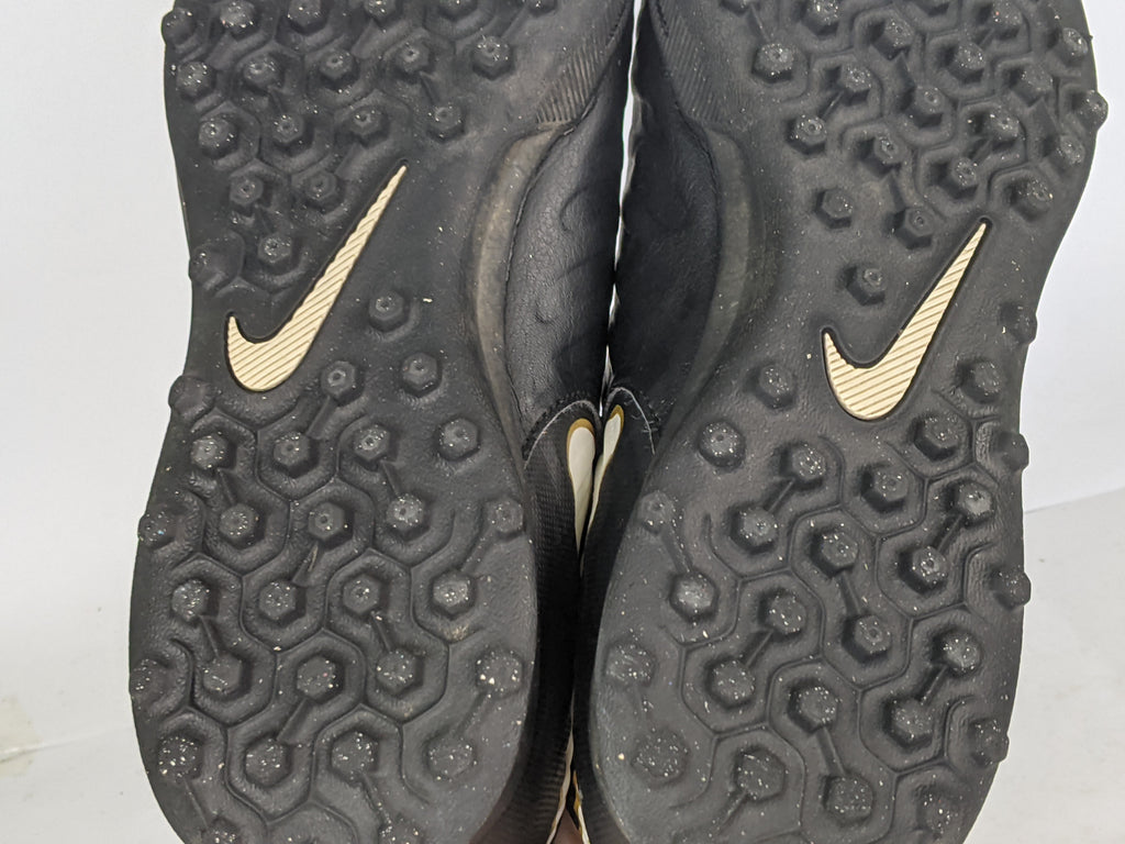Nike Tiempo Rio III TF Black/White/Metallic Gold