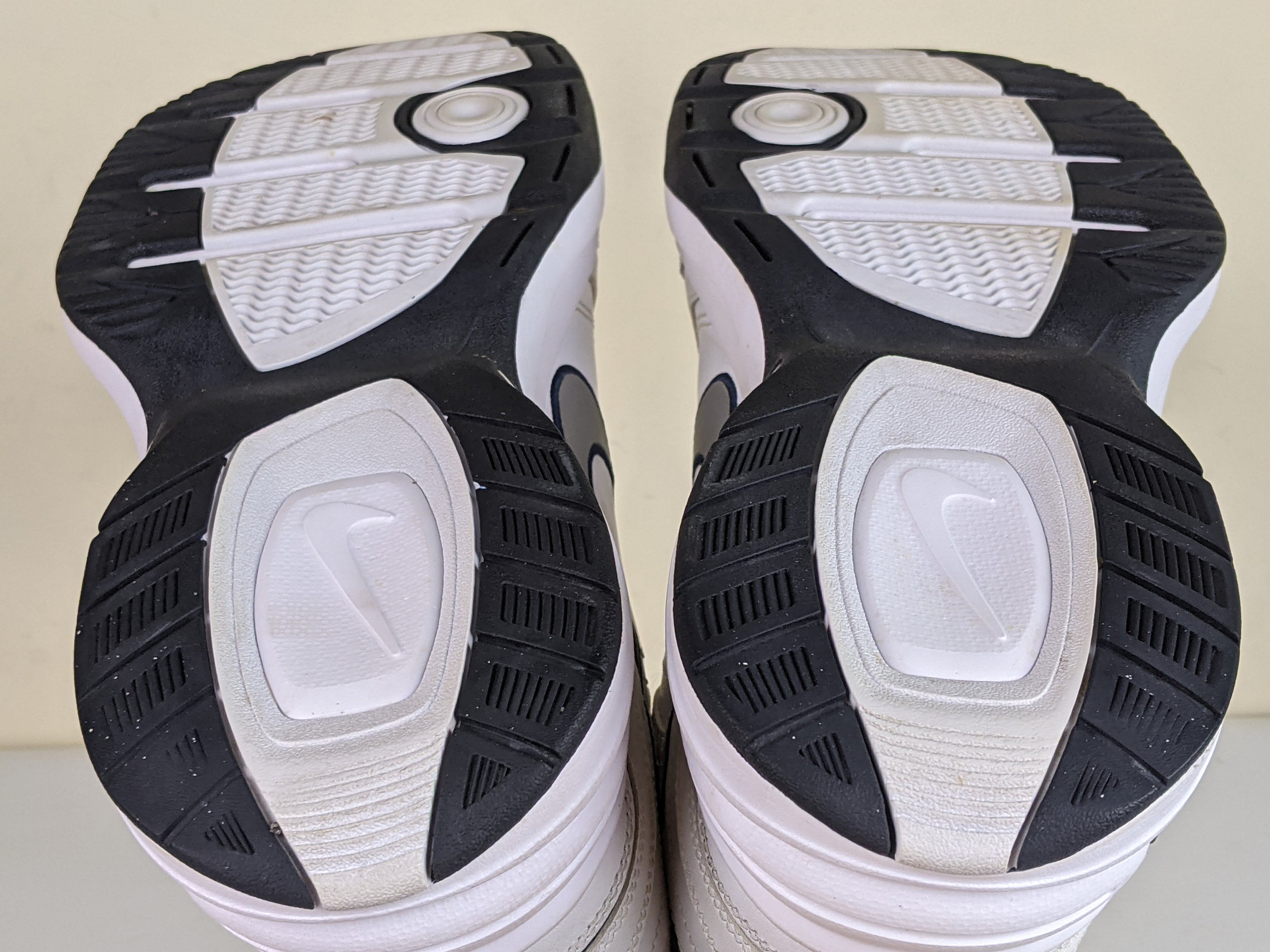 Nike Air Monarch IV 'White