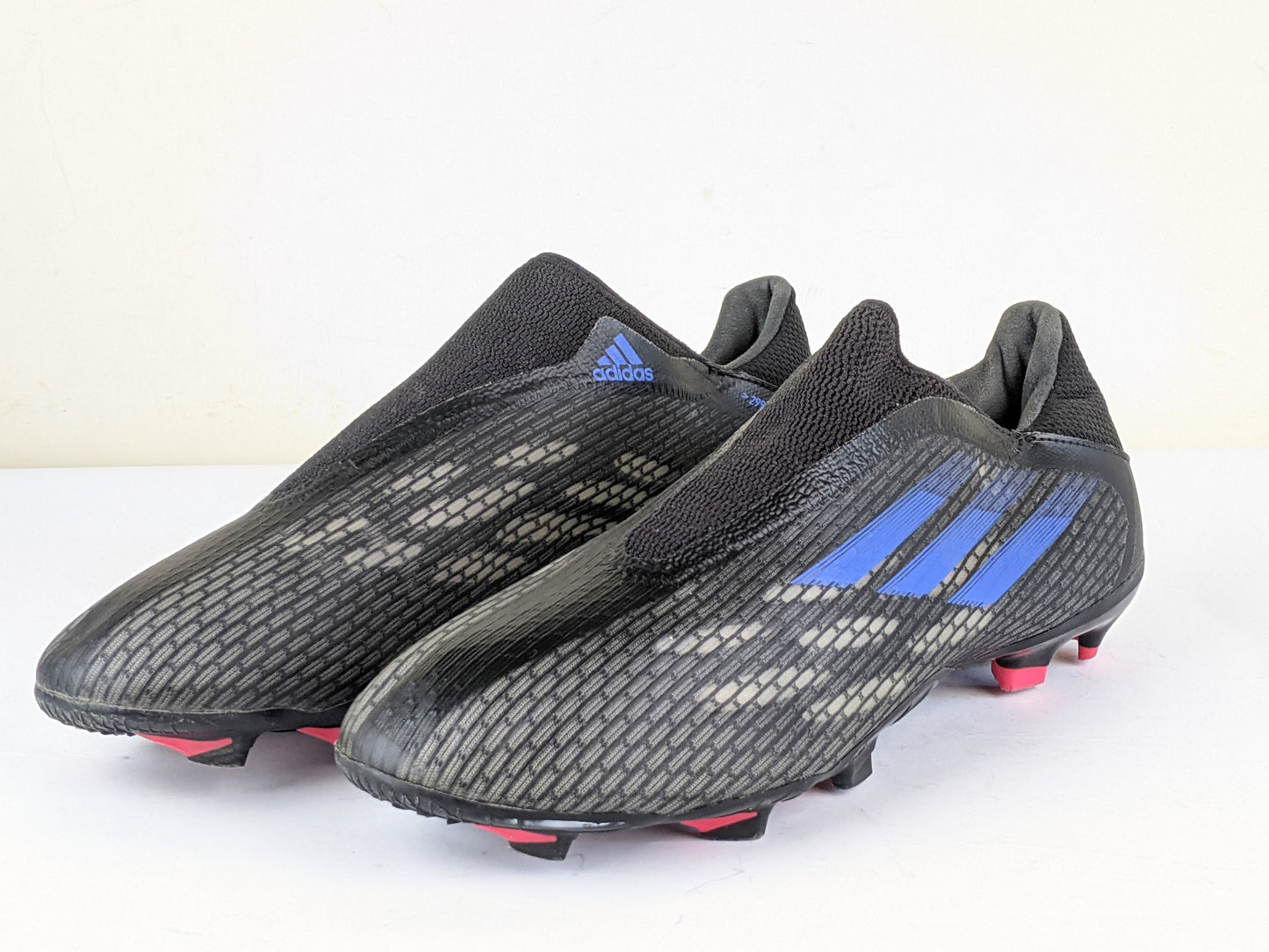 adidas X Speedflow .3 Laceless FG Edge of Darkness - Core Black/Sonic Ink/Solar Yellow