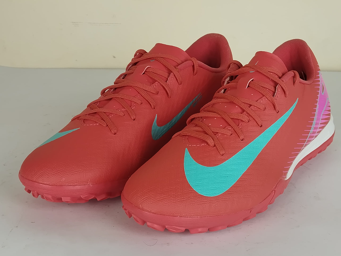 Nike Air Zoom Mercurial Vapor 16 Academy TF Mad Energy - Ember Glow/Aurora Green (Brand New)