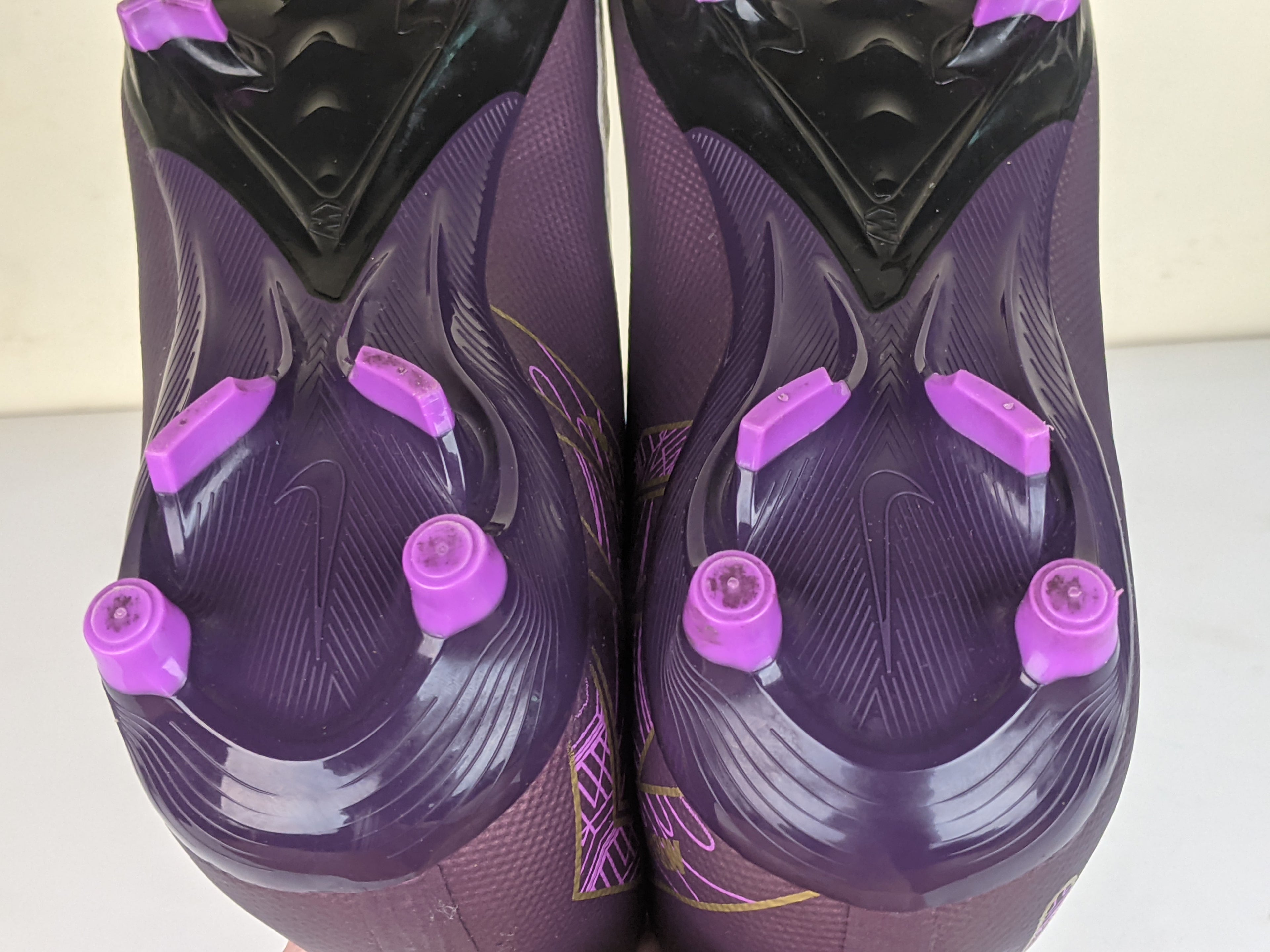 Nike Air Zoom Mercurial Vapor 16 Academy MG Mbappé Personal Edition - Grand Purple/Pale Ivory