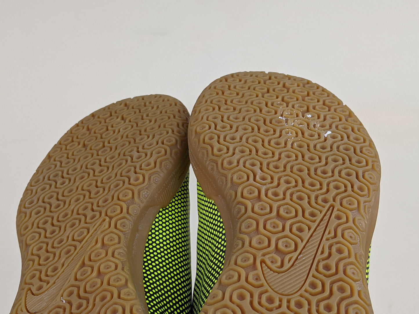 Nike Bravata IC 'Black/Green