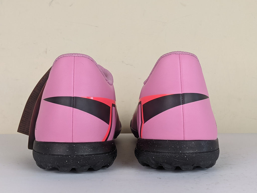Nike Mercurial Vapor 16 Club TF Scary Good - Magic Flamingo/Black/Total Crimson (Brand New)
