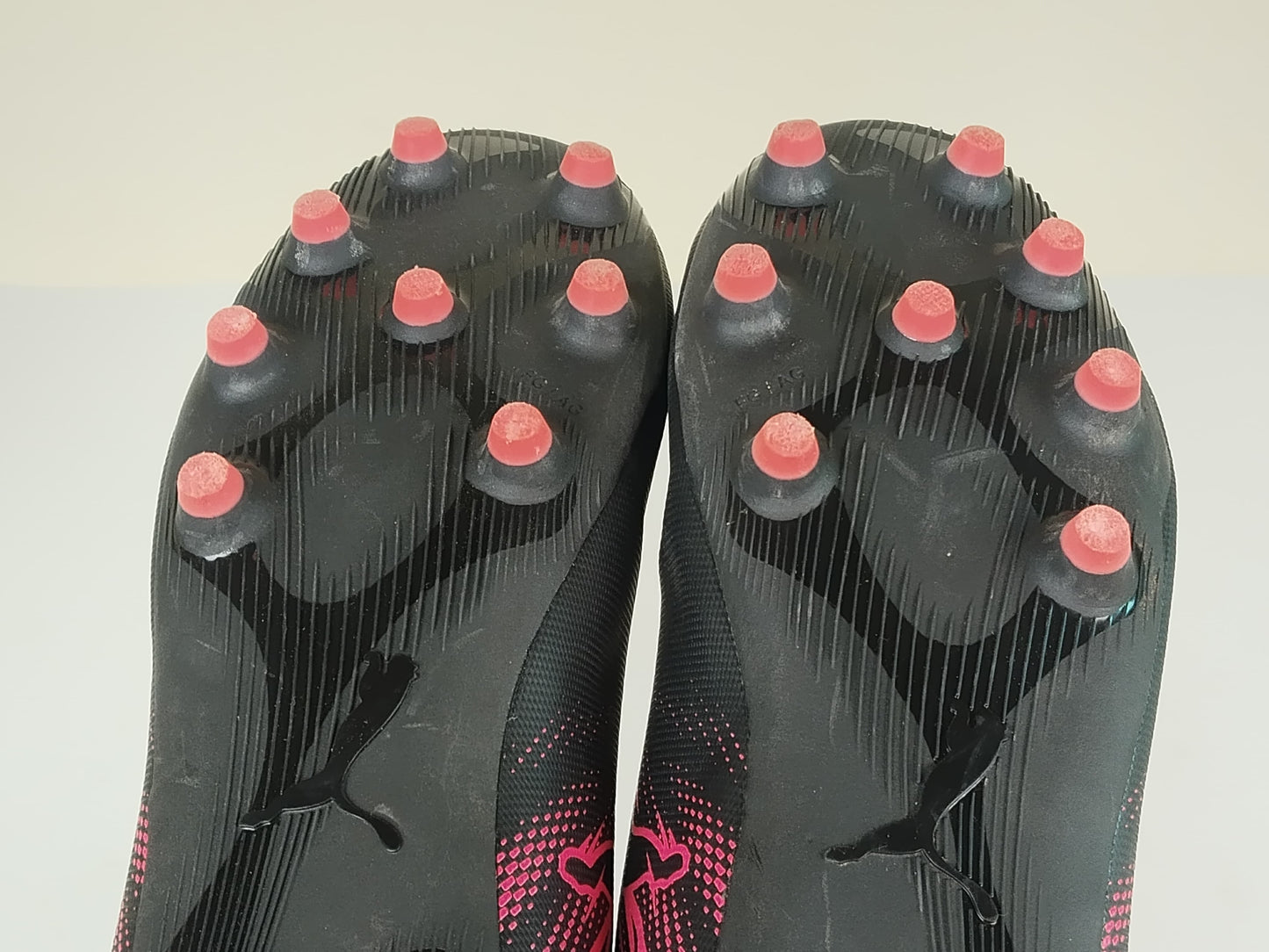 Puma Attacanto FG 'Black/Red