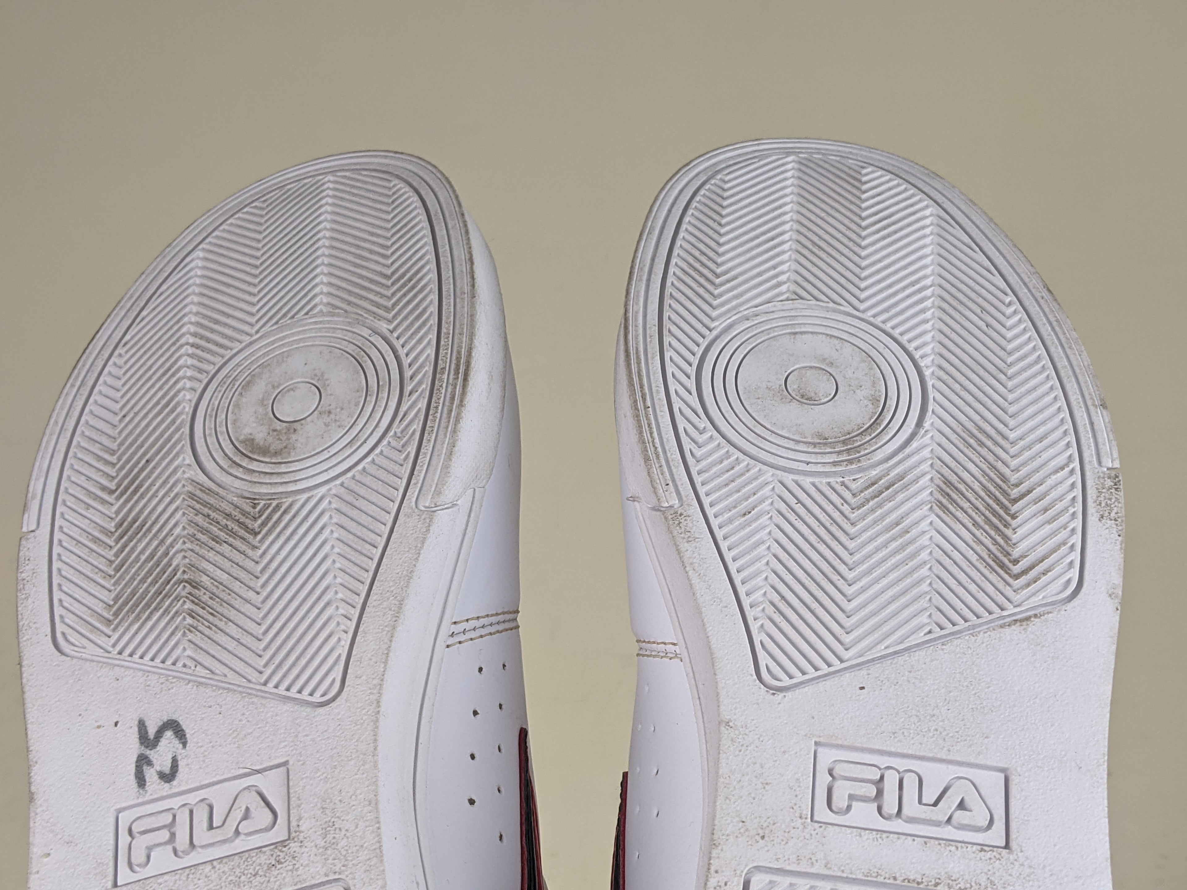FILA Vulc 13 Patent Flag 'White/Navy/Red