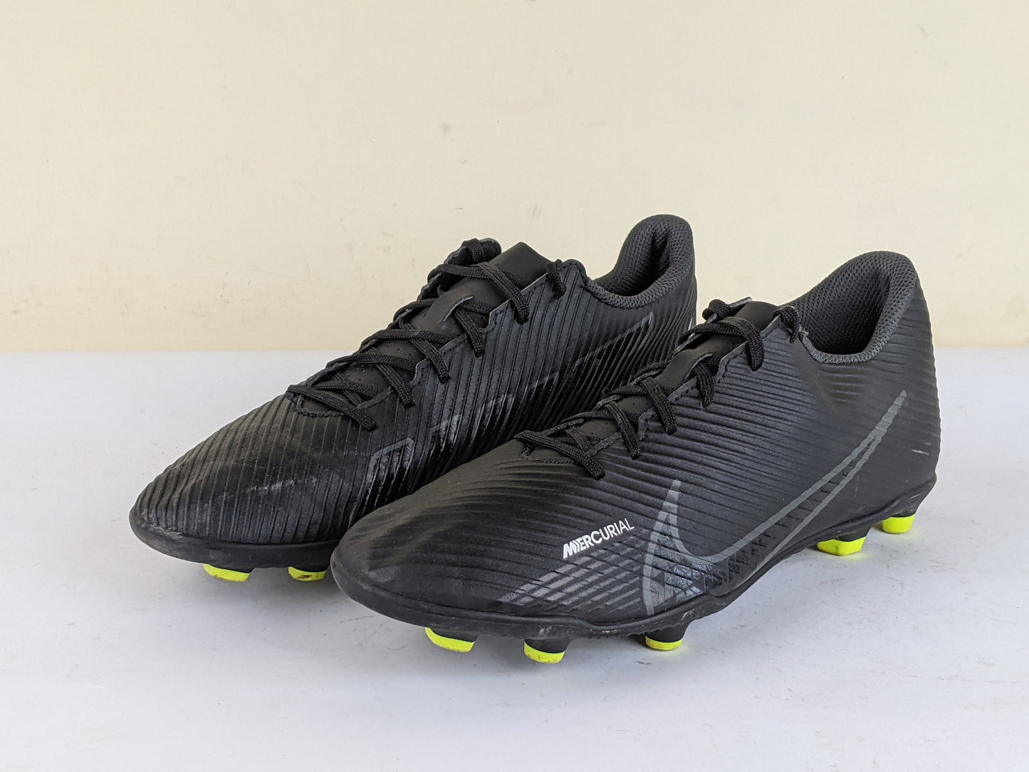 Nike Mercurial Vapor 15 Club MG - Black/Dark Smoke Grey/Summit White/Volt