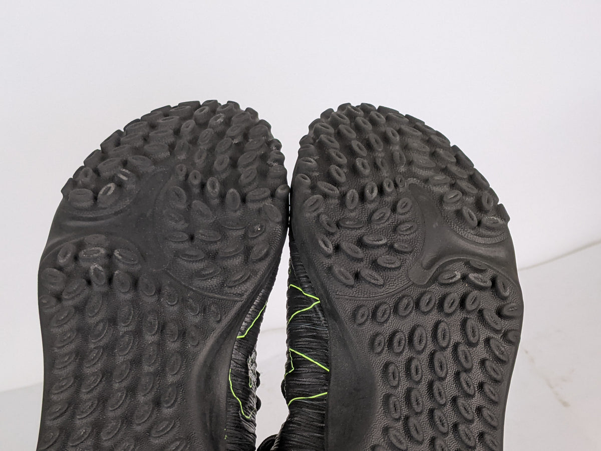 PUMA Future 8 Play TT Eclipse - PUMA Black/Fizzy Light/Green Terrain