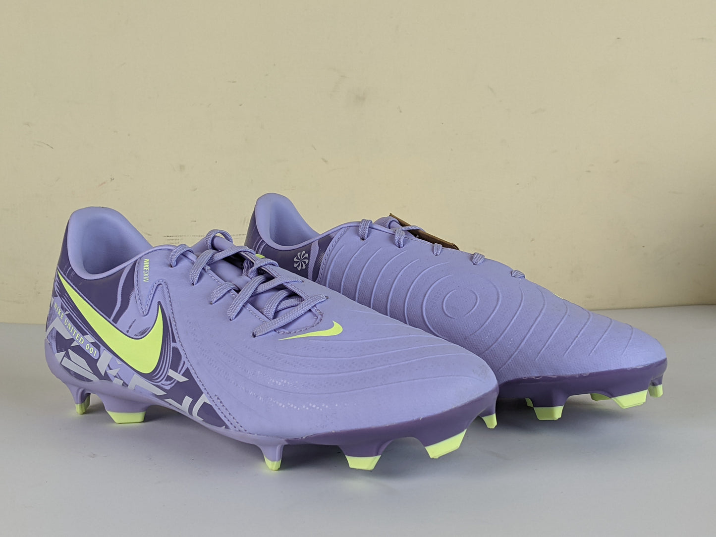 Nike Phantom GX II Academy MG United - Purple Agate/Barely Volt (Brand New)