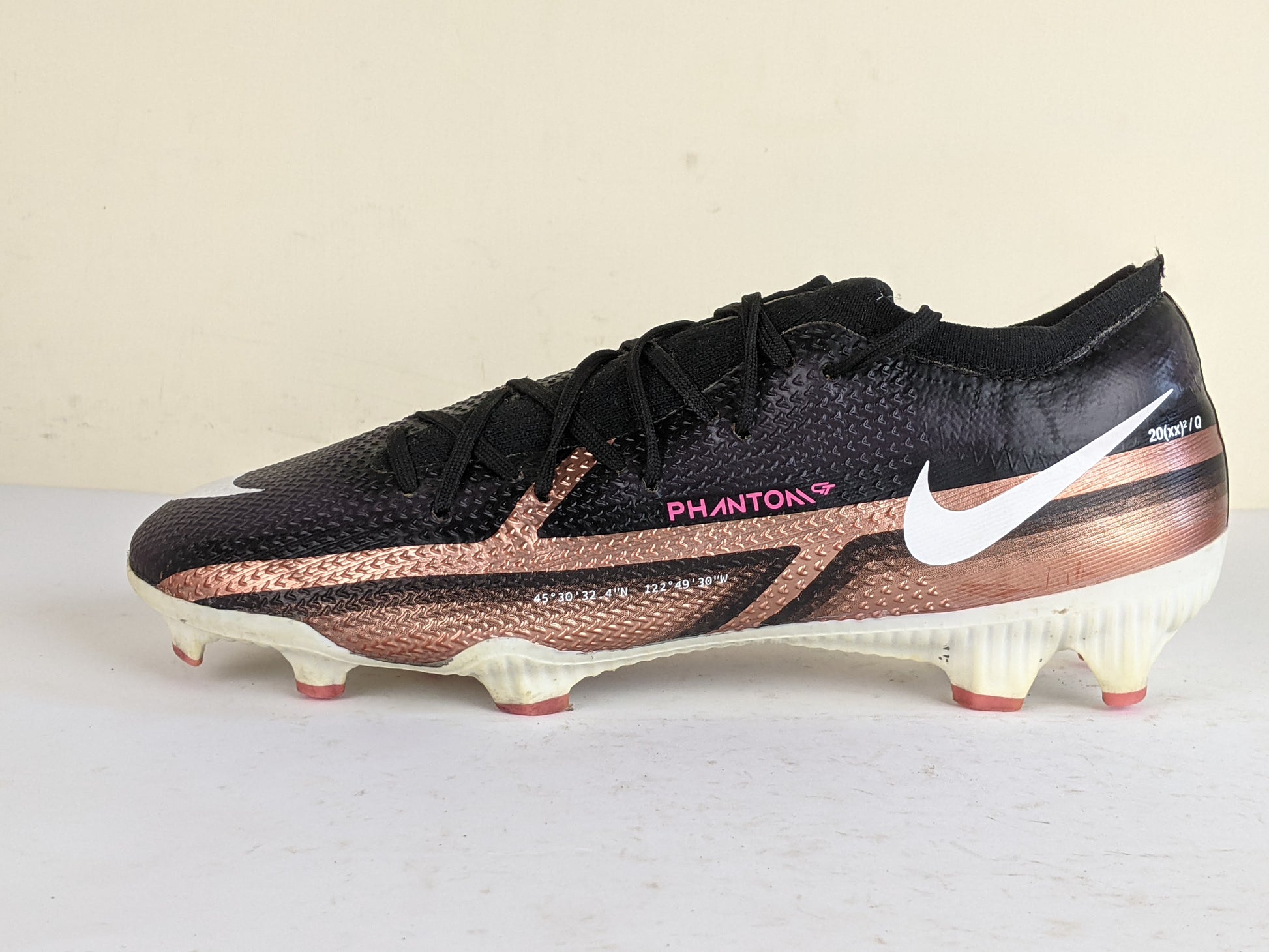 Nike Phantom GT Pro FG Generation Metallic Copper/White/Black