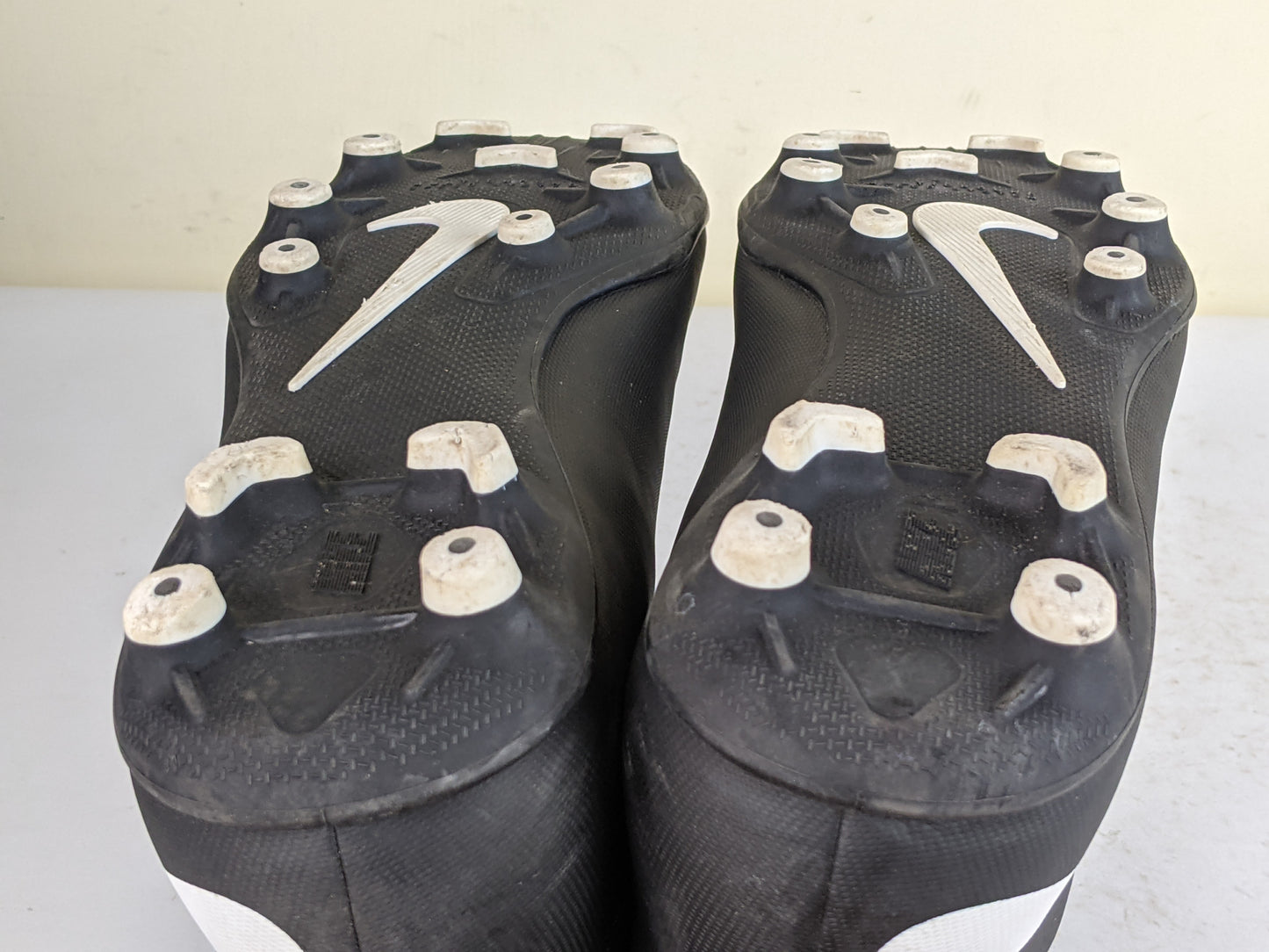 Nike Bravata II FG 'Black/White