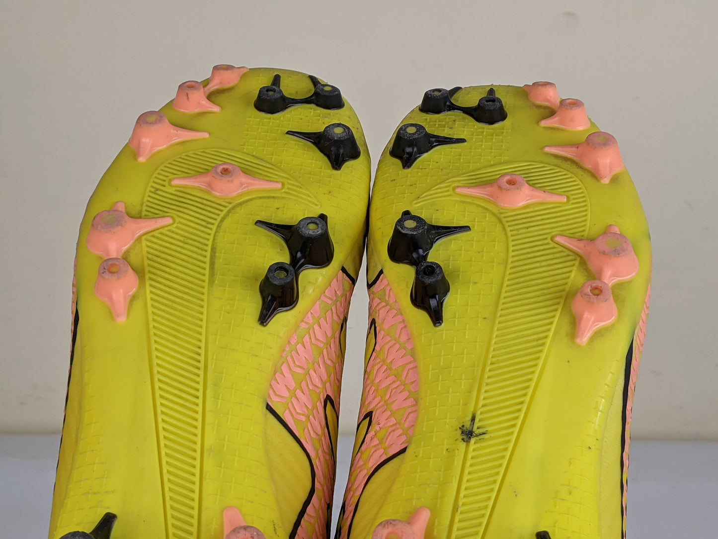 Nike Air Zoom Mercurial Vapor 15 Academy AG Lucent - Yellow Strike/Sunset Glow