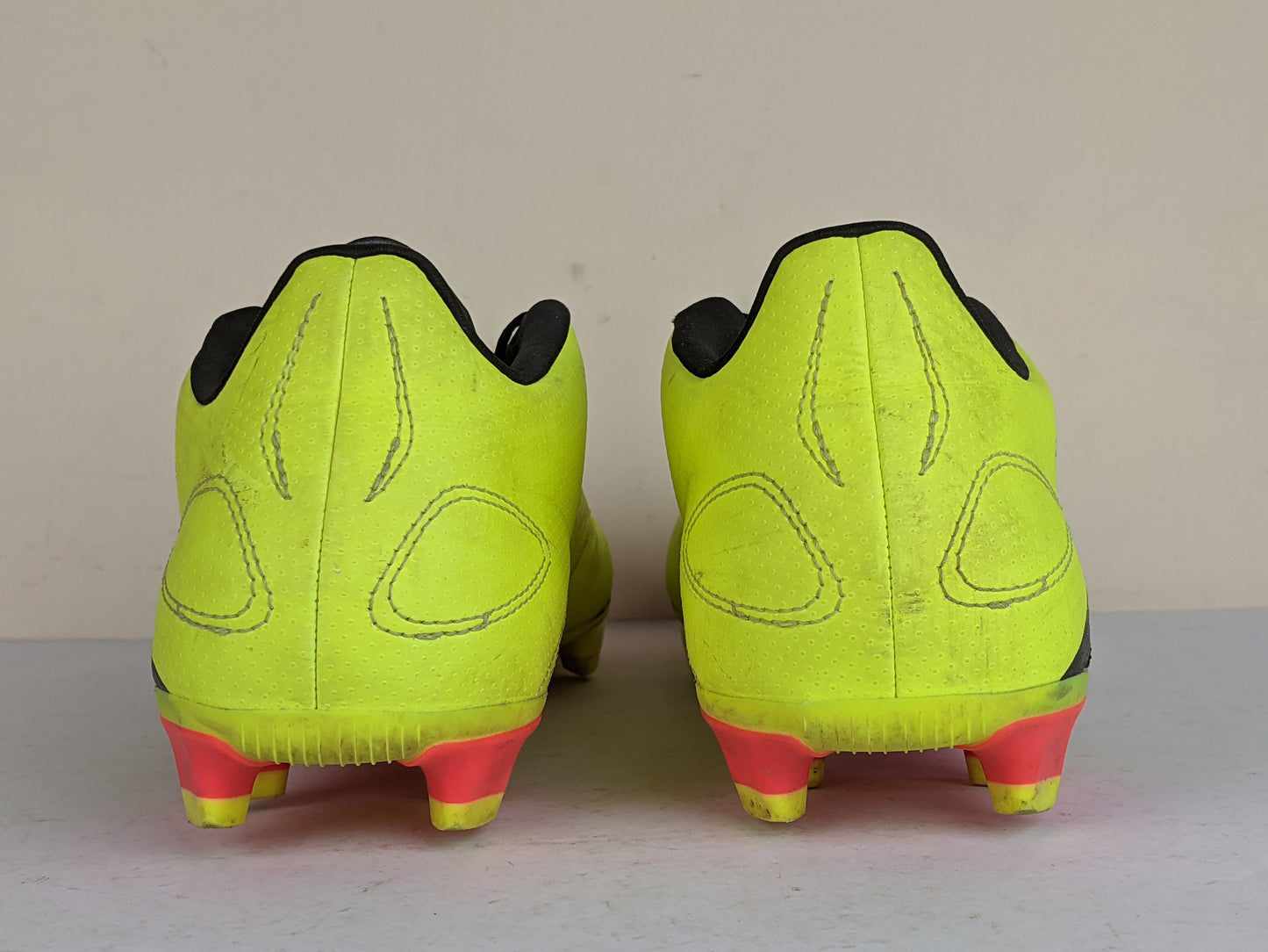 adidas Predator Club FxG Energy Citrus - Solar Yellow/Core Black/Solar Red
