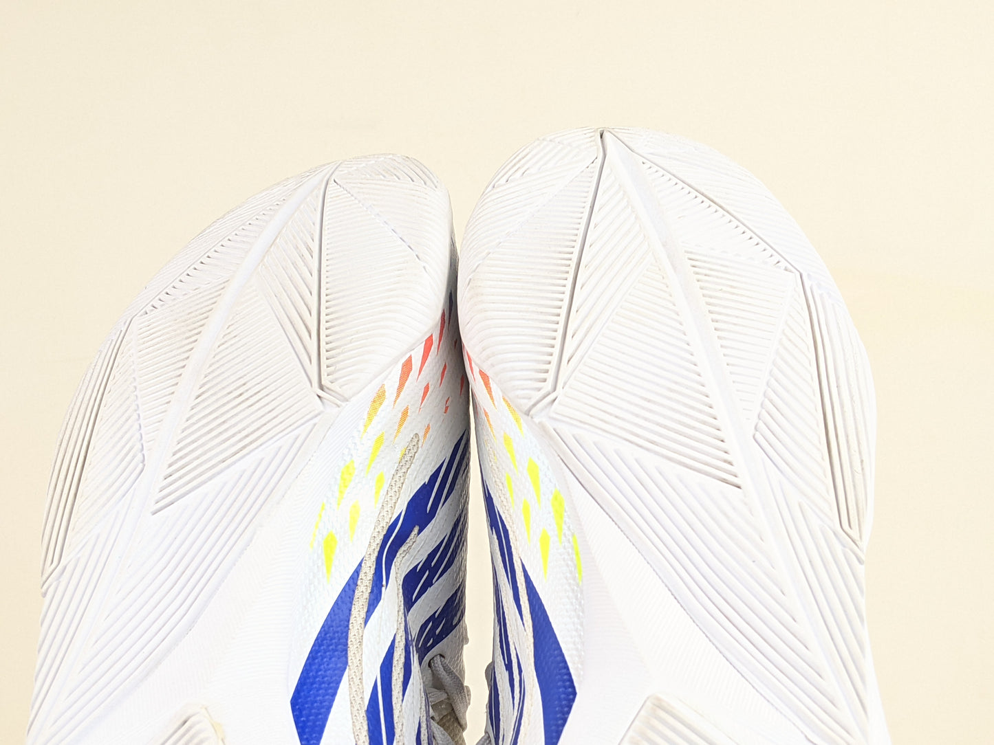 adidas Predator Edge .3 IN Al Rihla - Footwear White/Solar Yellow/Power Blue