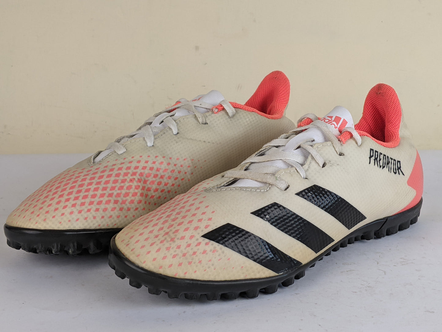 adidas Predator 20.4 TF Uniforia - Footwear White/Core Black/Pop