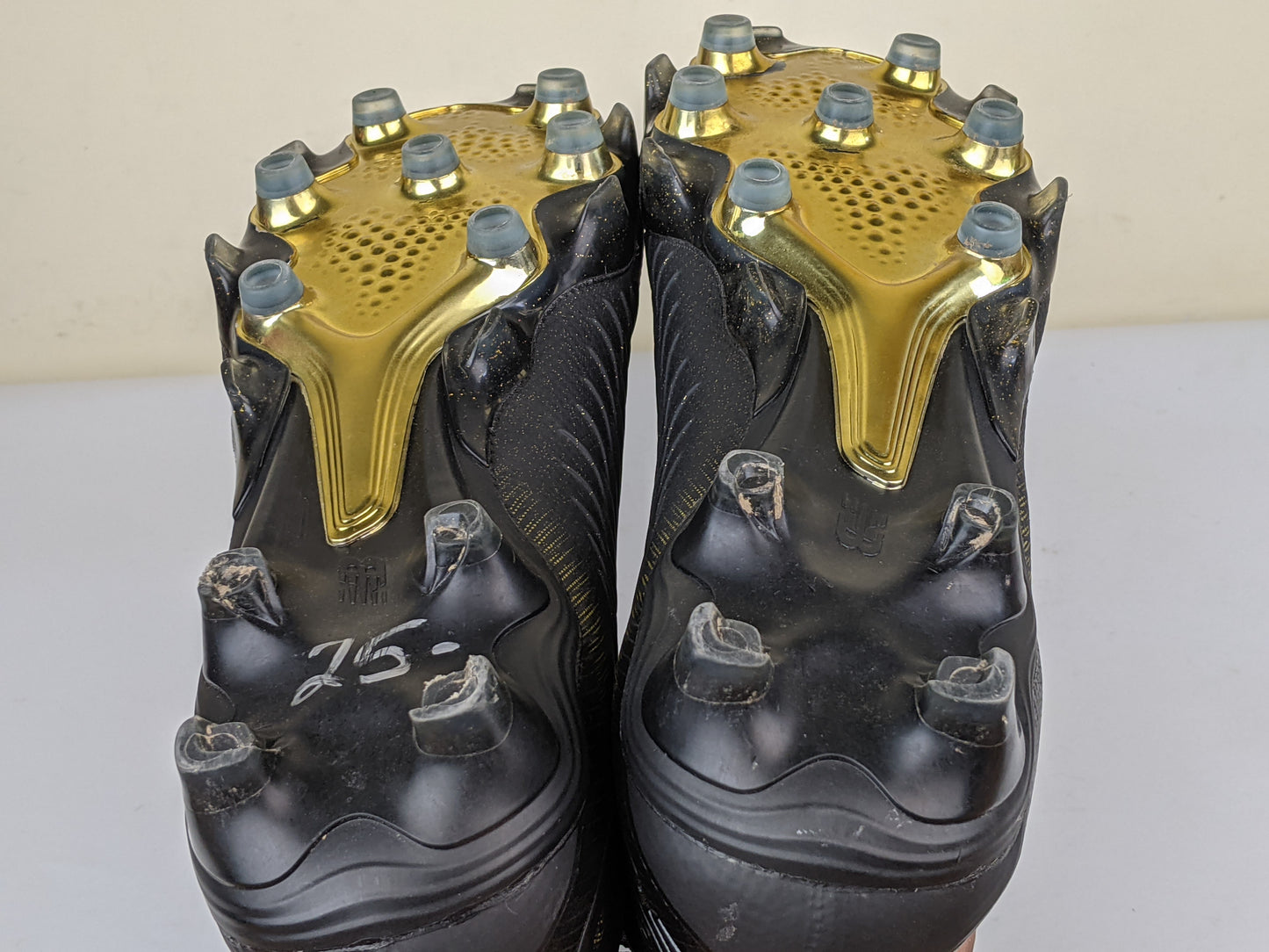 New Balance Tekela V4 Pro FG First Edition - Black/Gold LIMITED EDITION