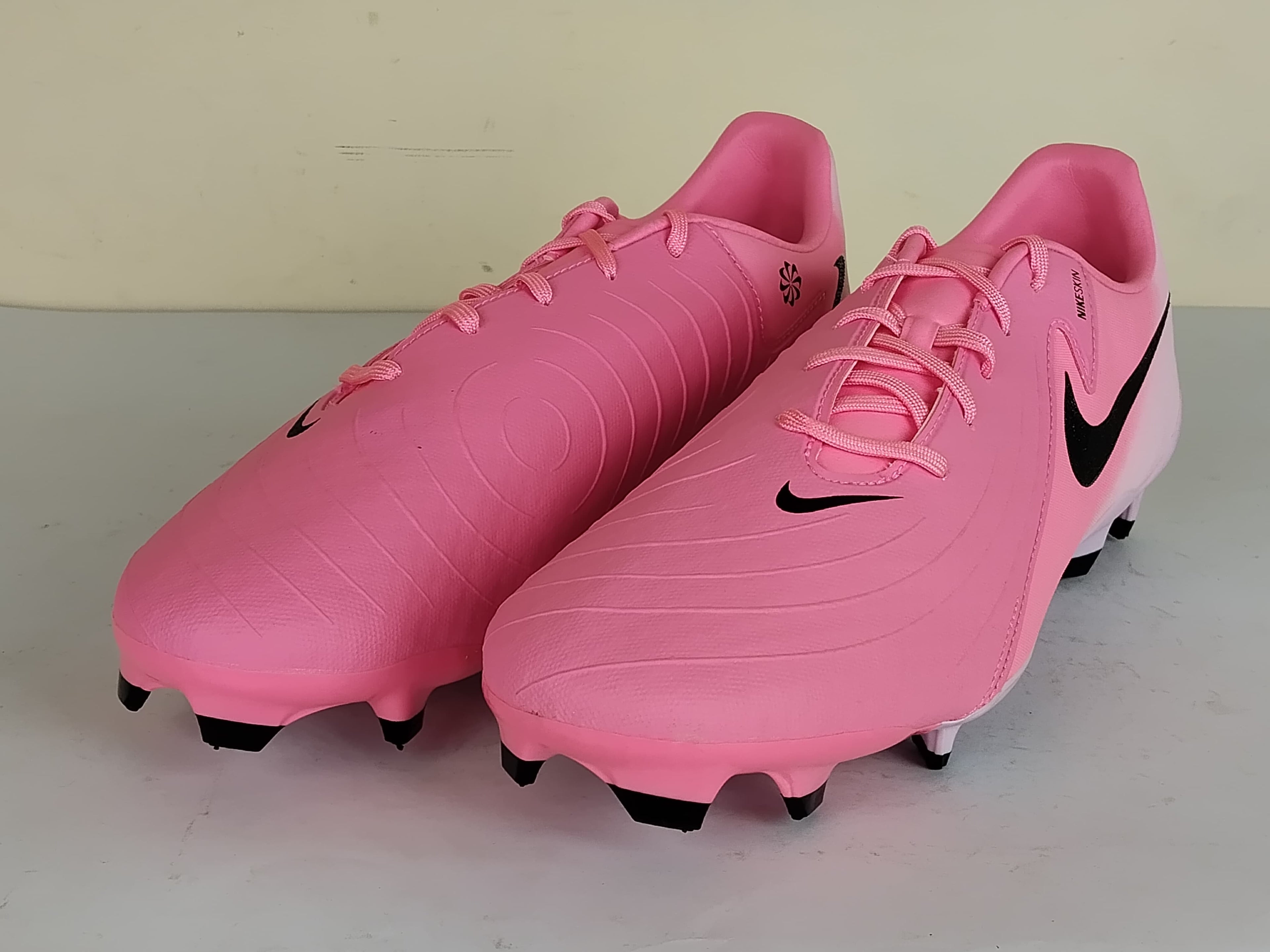Nike Phantom GX II Academy MG Mad Brilliance - Sunset Pulse/Black(Brand New)
