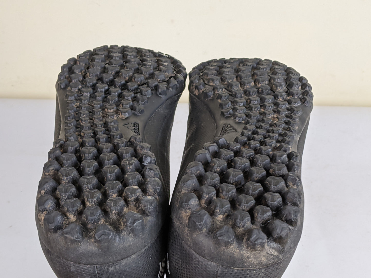 adidas Predator Edge .4 TF Shadowportal - Core Black/Footwear White/Vivid Red