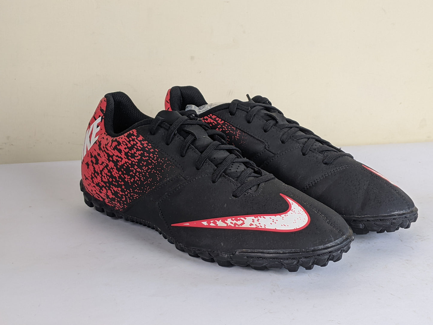 Nike BombaX TF 'Black/Red