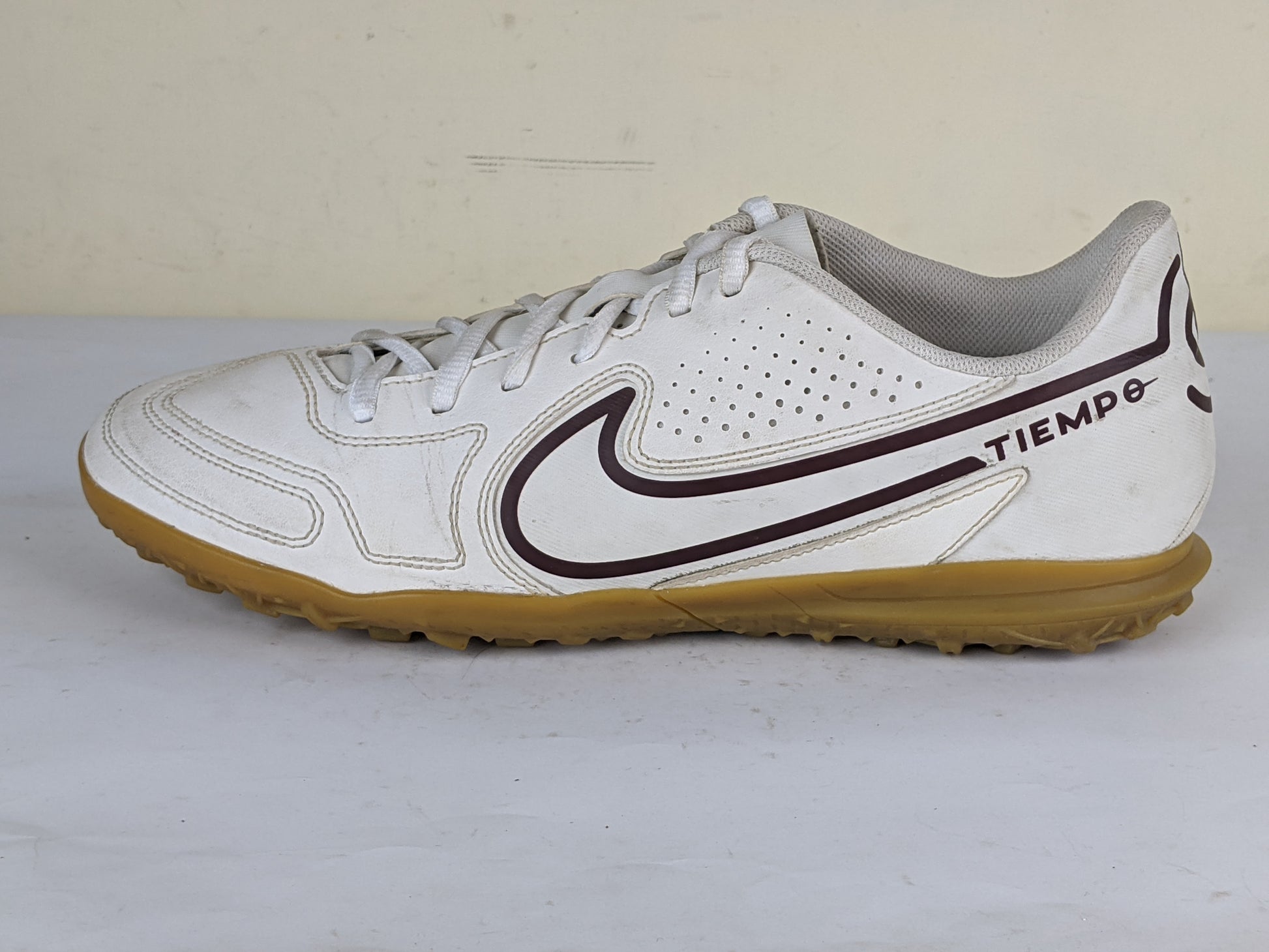 Nike Tiempo Legend 9 Club TF 'Sail Dark Beetroot'