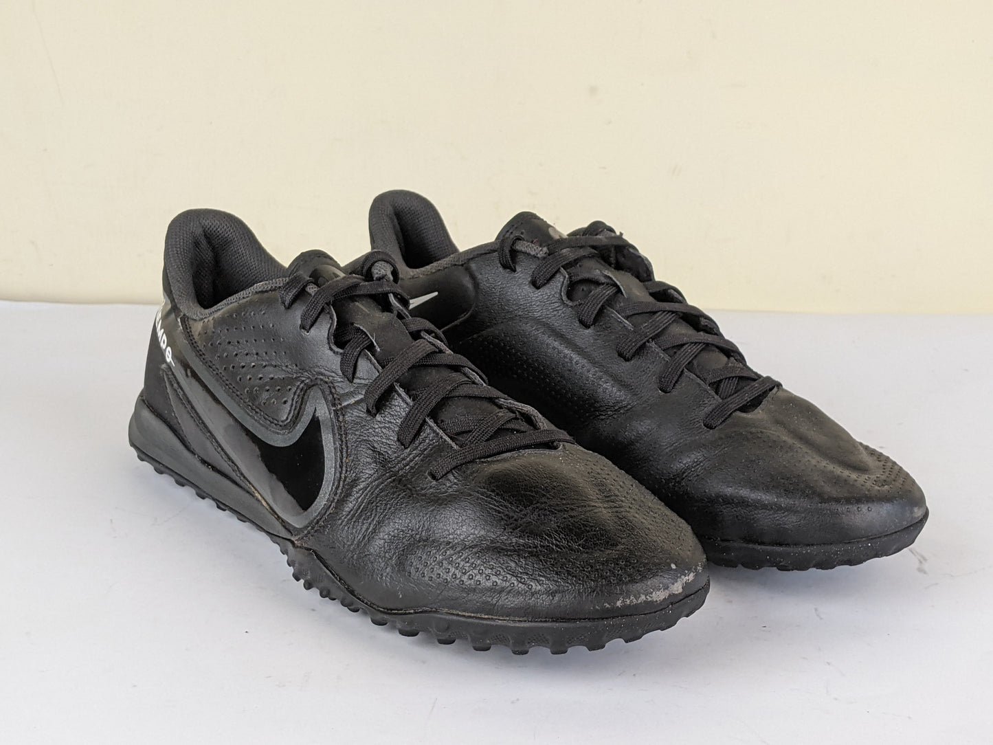 Nike Tiempo Legend 9 Academy TF - Black/Smoke Grey/Summit White