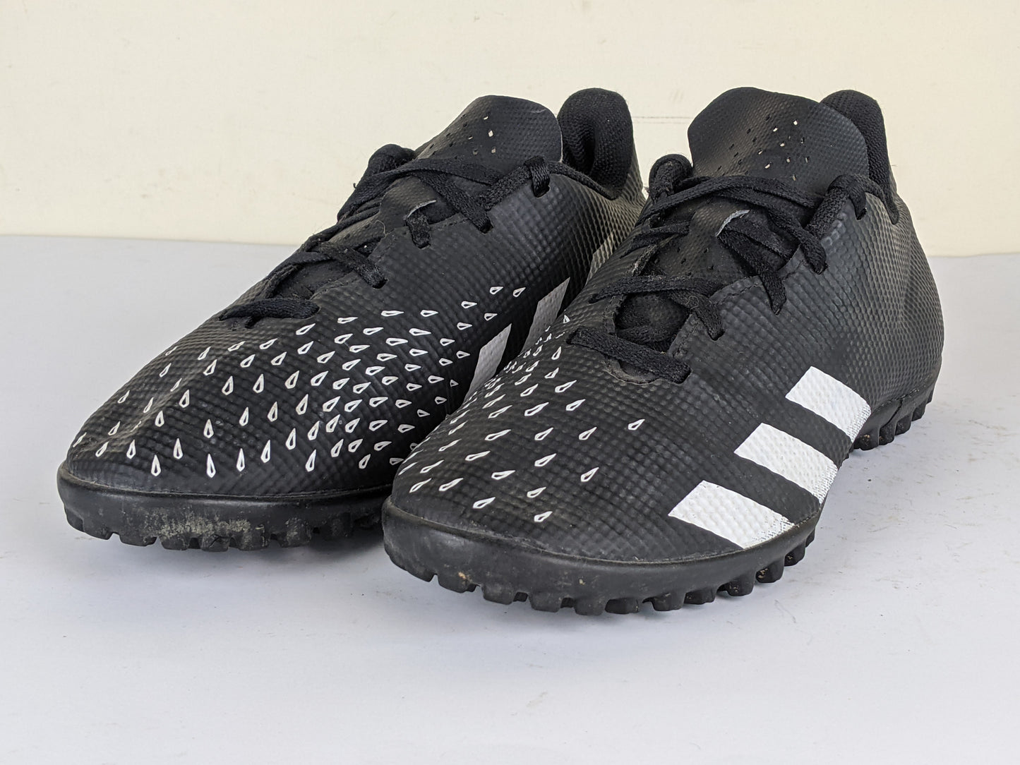 adidas Predator Freak .4 TF Footwear White/Core Black