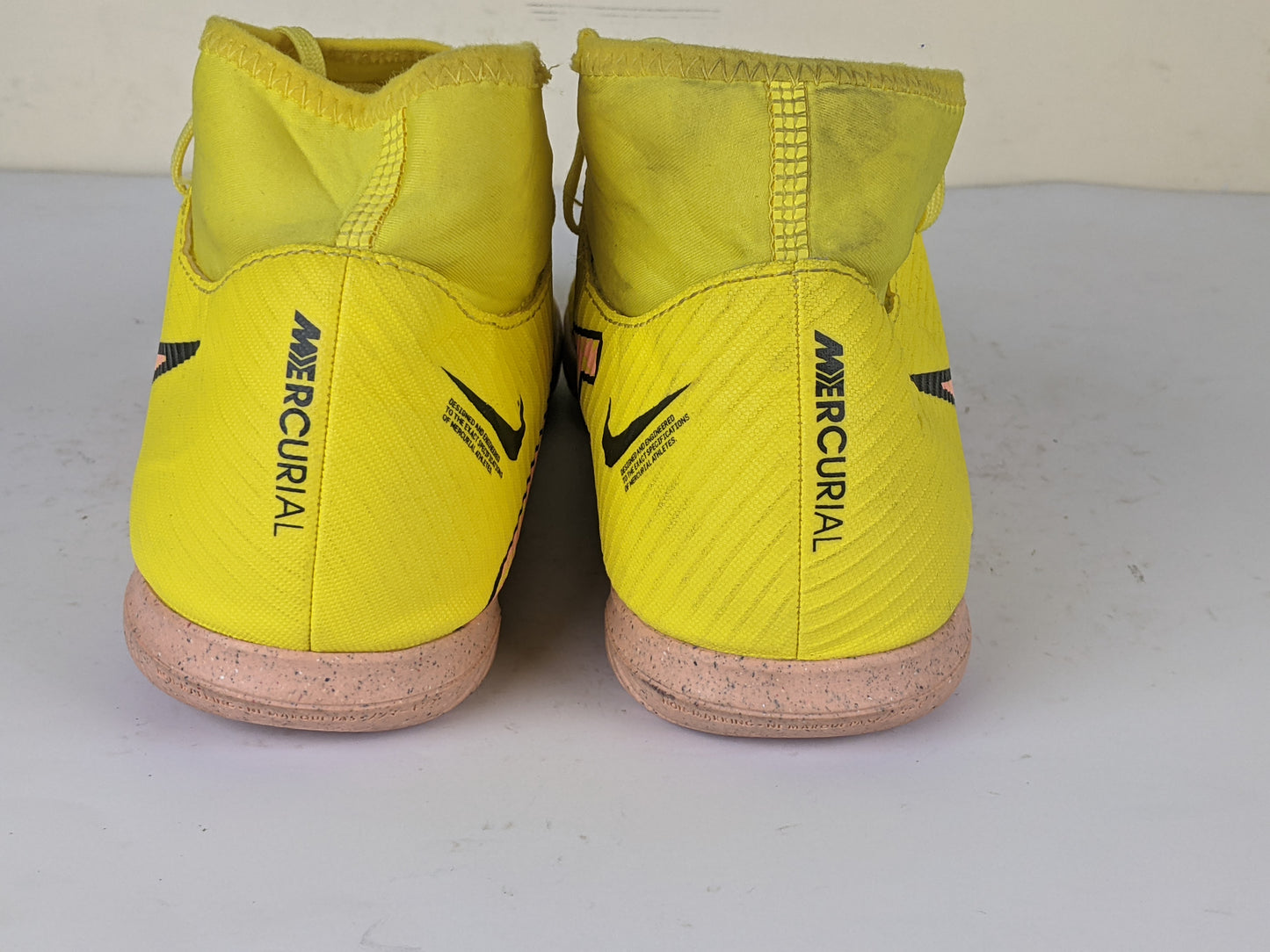 Nike Air Zoom Mercurial Superfly 9 Club IC Lucent - Yellow Strike/Sunset Glow