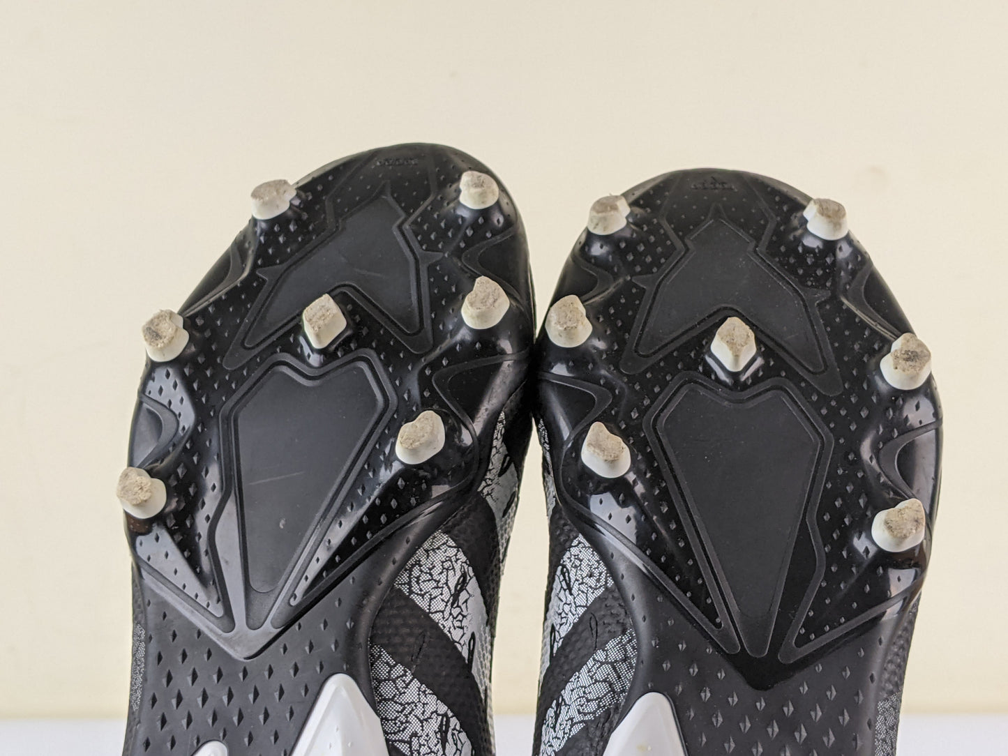 adidas Predator Freak .3 Laceless FG/AG Escapelight - Core Black/Footwear White