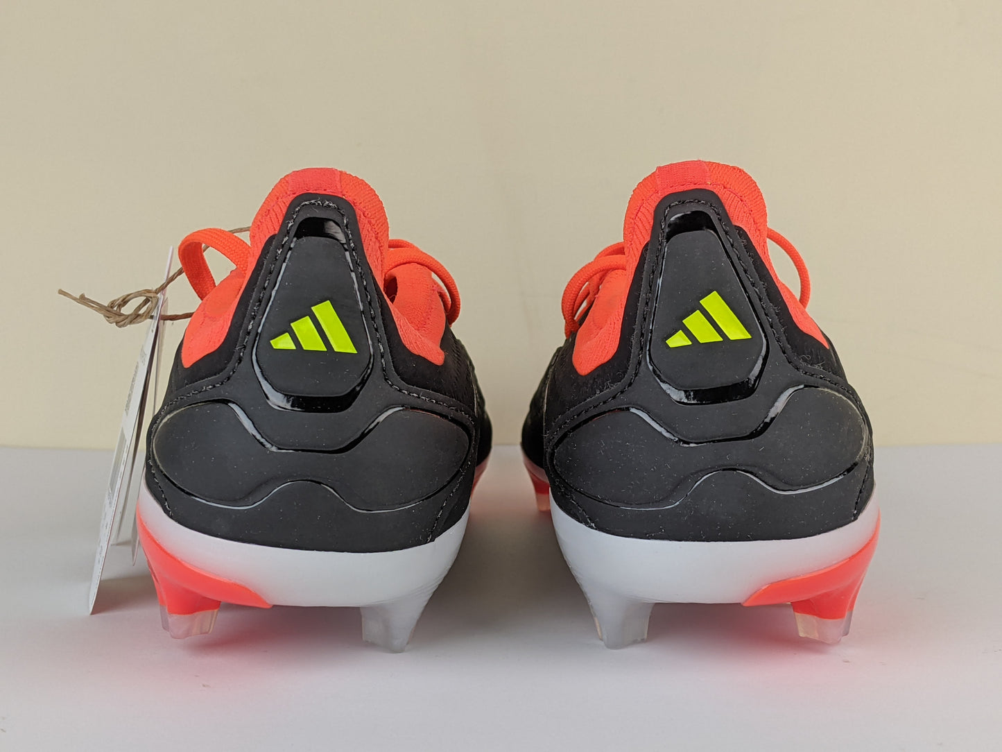 adidas Predator Pro FG Solar Energy - Core Black/Footwear White/Solar Red