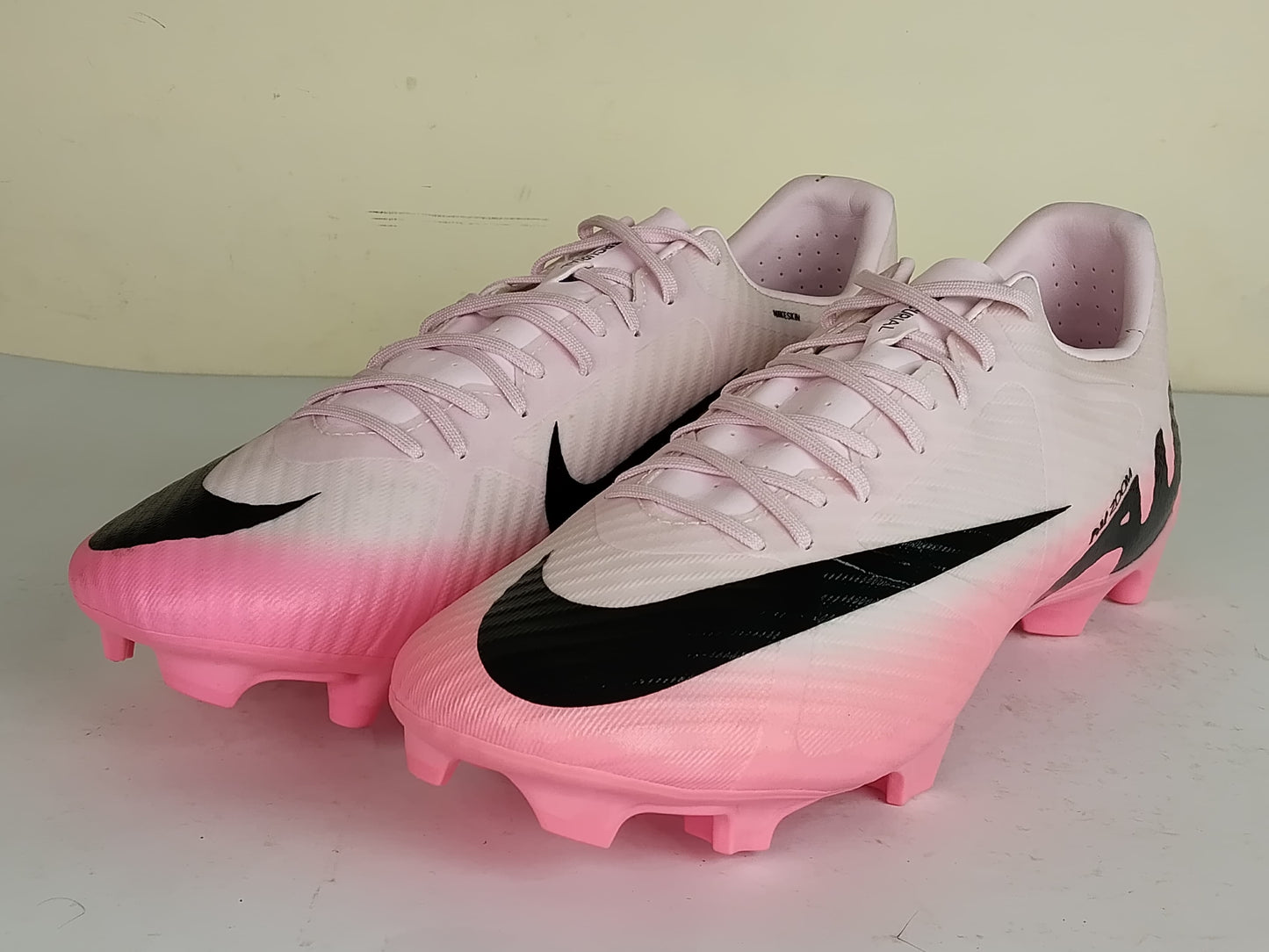 Nike Air Zoom Mercurial Vapor 15 Academy MG Mad Brilliance - Pink Foam/Black (Brand New)