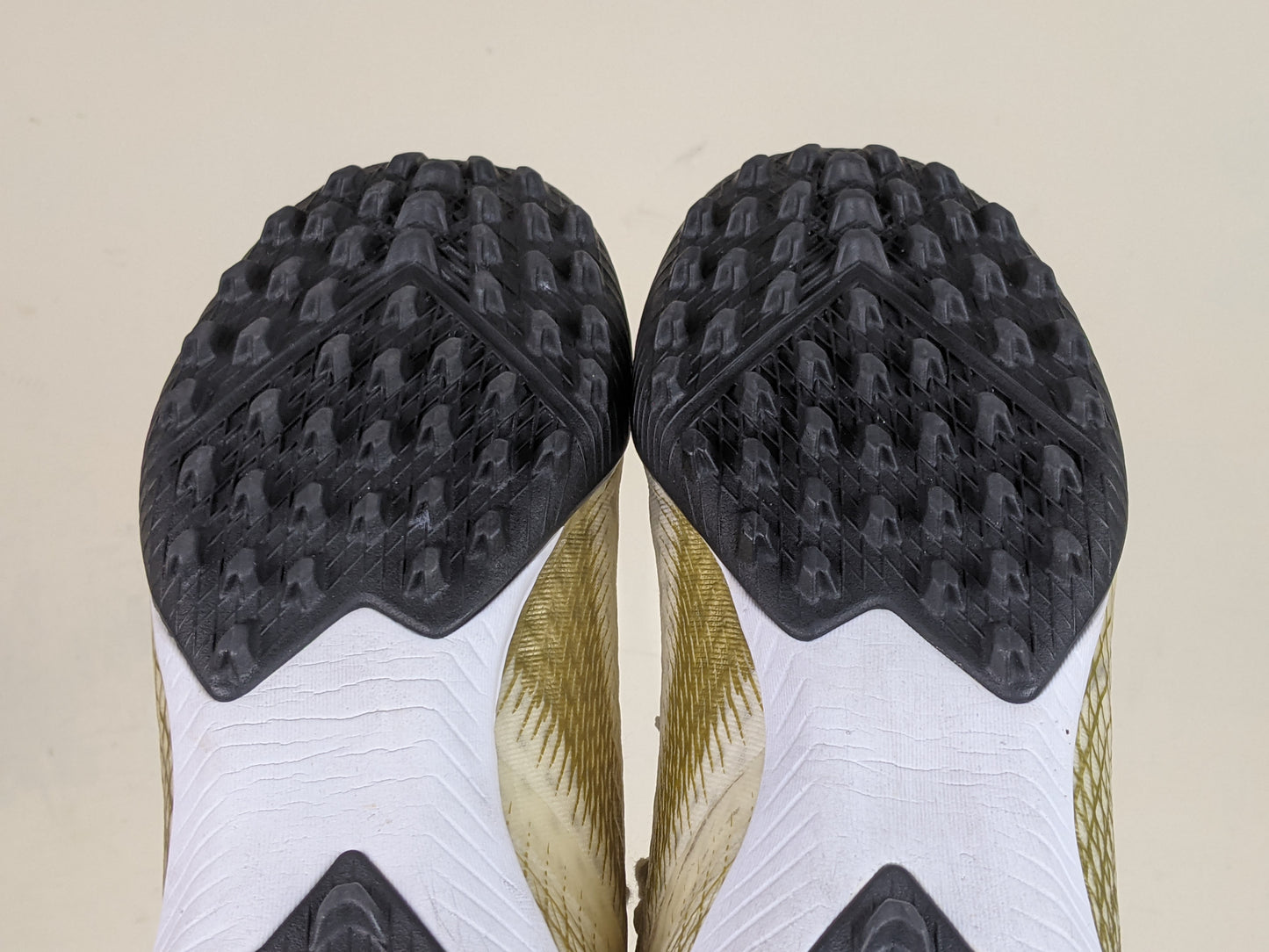 adidas X Ghosted .3 TF Inflight - Footwear White/Metallic Gold/Core Black