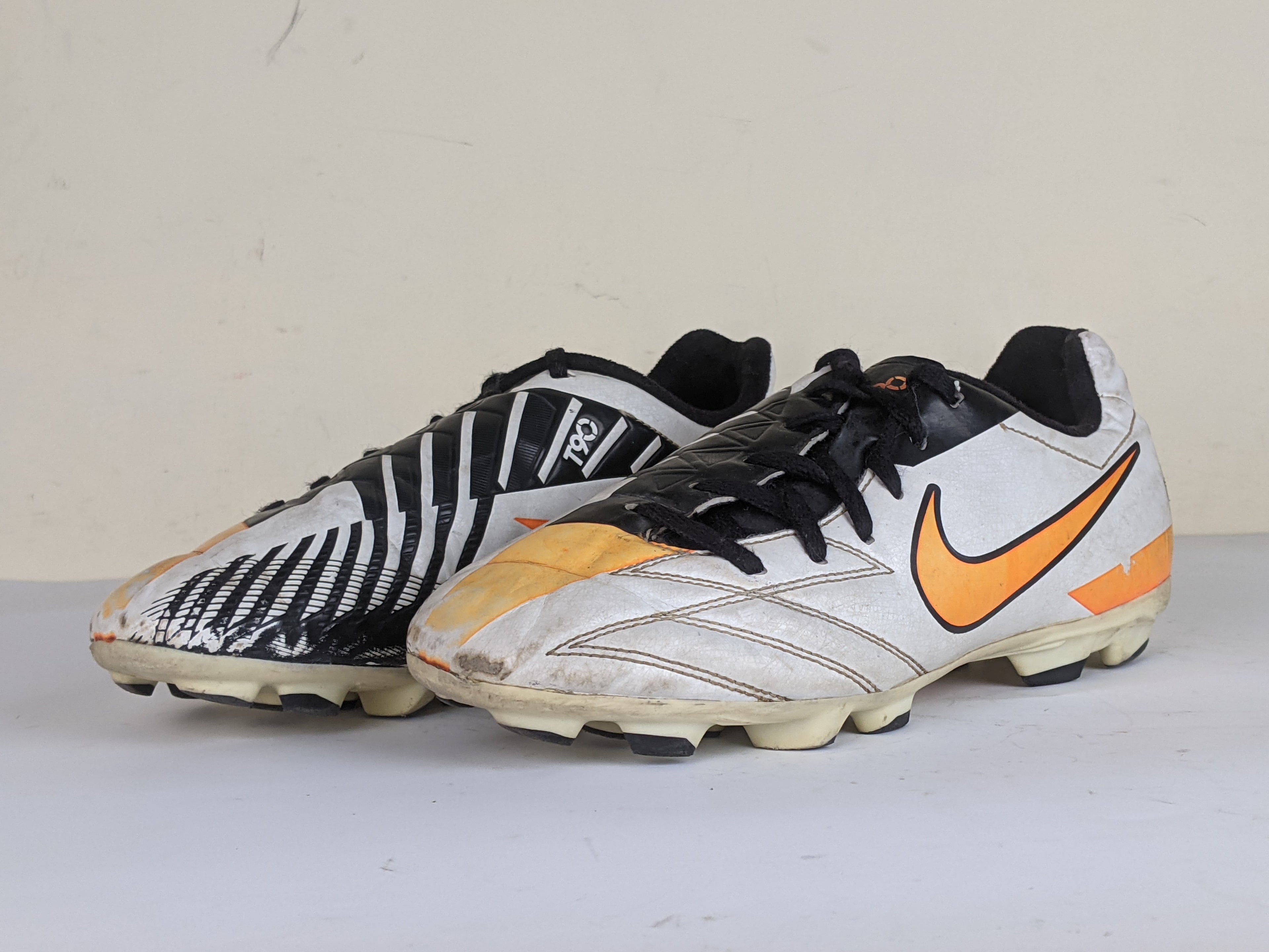 Nike Total90 Shoot IV FG White/Black/Orange Kids