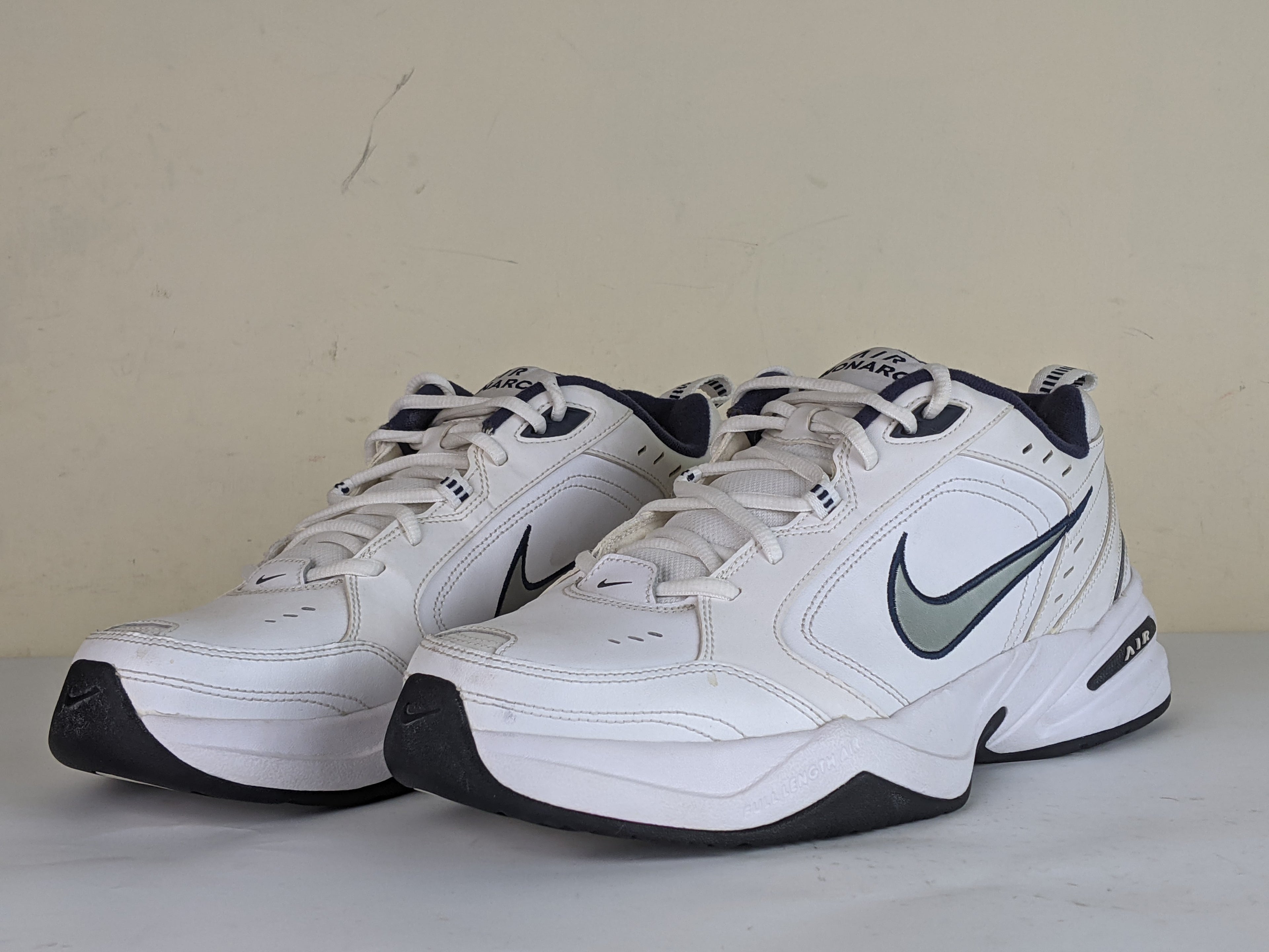 Nike Air Monarch IV 'White