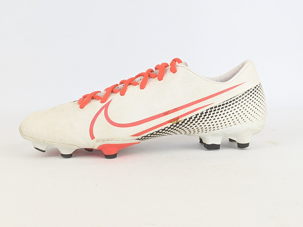 Nike-Mercurial Vapor 13 Academy MG 'White Laser Crimson'