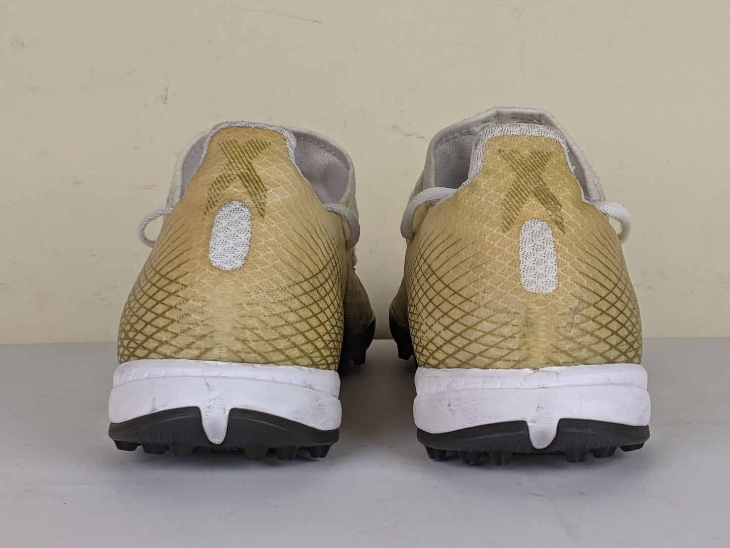 adidas X Ghosted .3 TF Inflight - Footwear White/Metallic Gold/Core Black