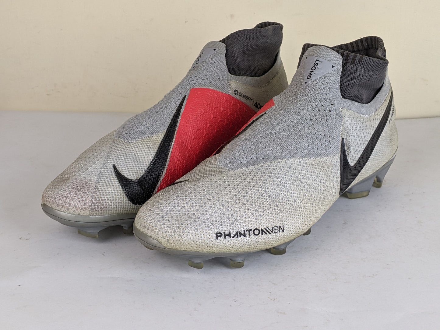 Nike Phantom Vision Elite DF FG Raised On Concrete - Pure Platinum/Black/Light Crimson
