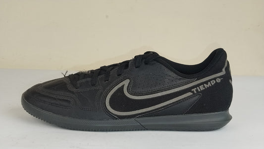 Nike Tiempo Legend 9 Club IC Renew - Black/Iron Grey