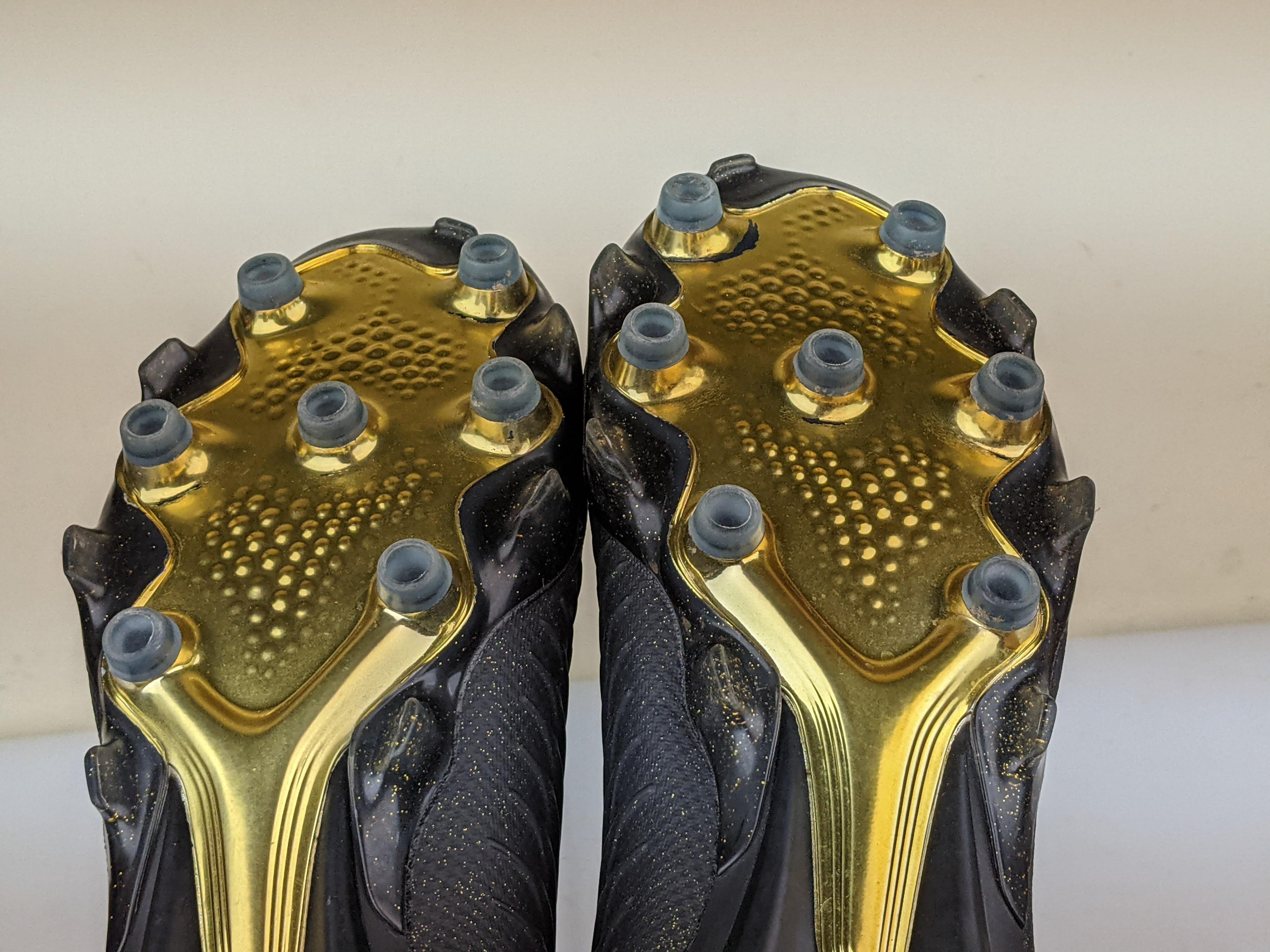 New Balance Tekela V4 Pro FG First Edition - Black/Gold LIMITED EDITION