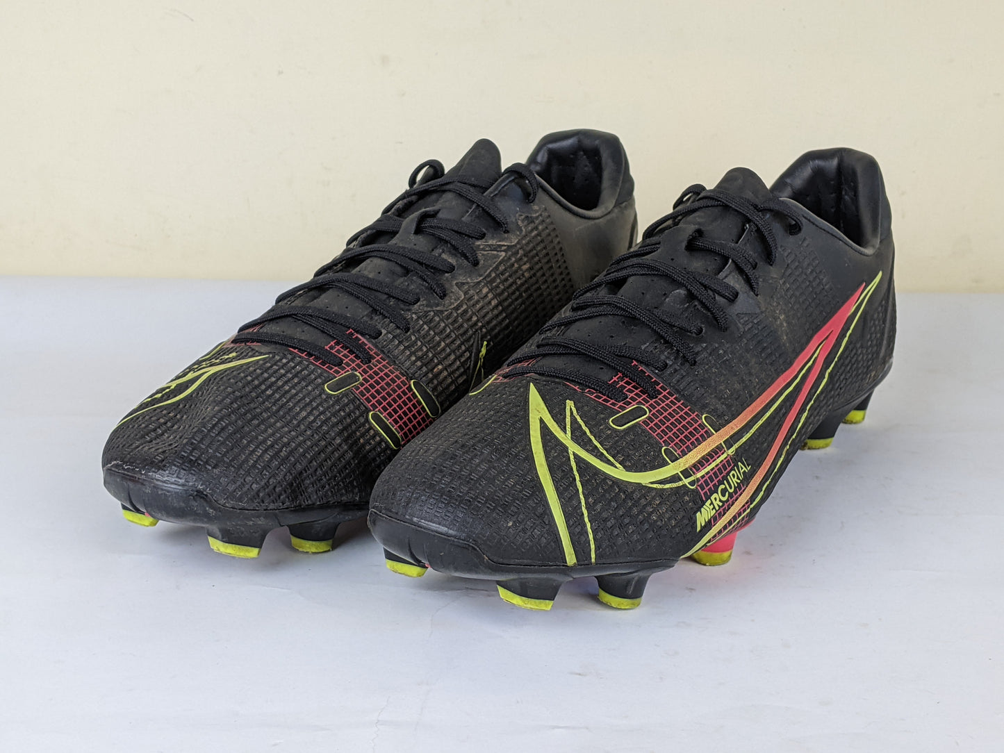 Nike Mercurial Vapor 14 Academy MG Black x Prism - Black/Yellow/Red