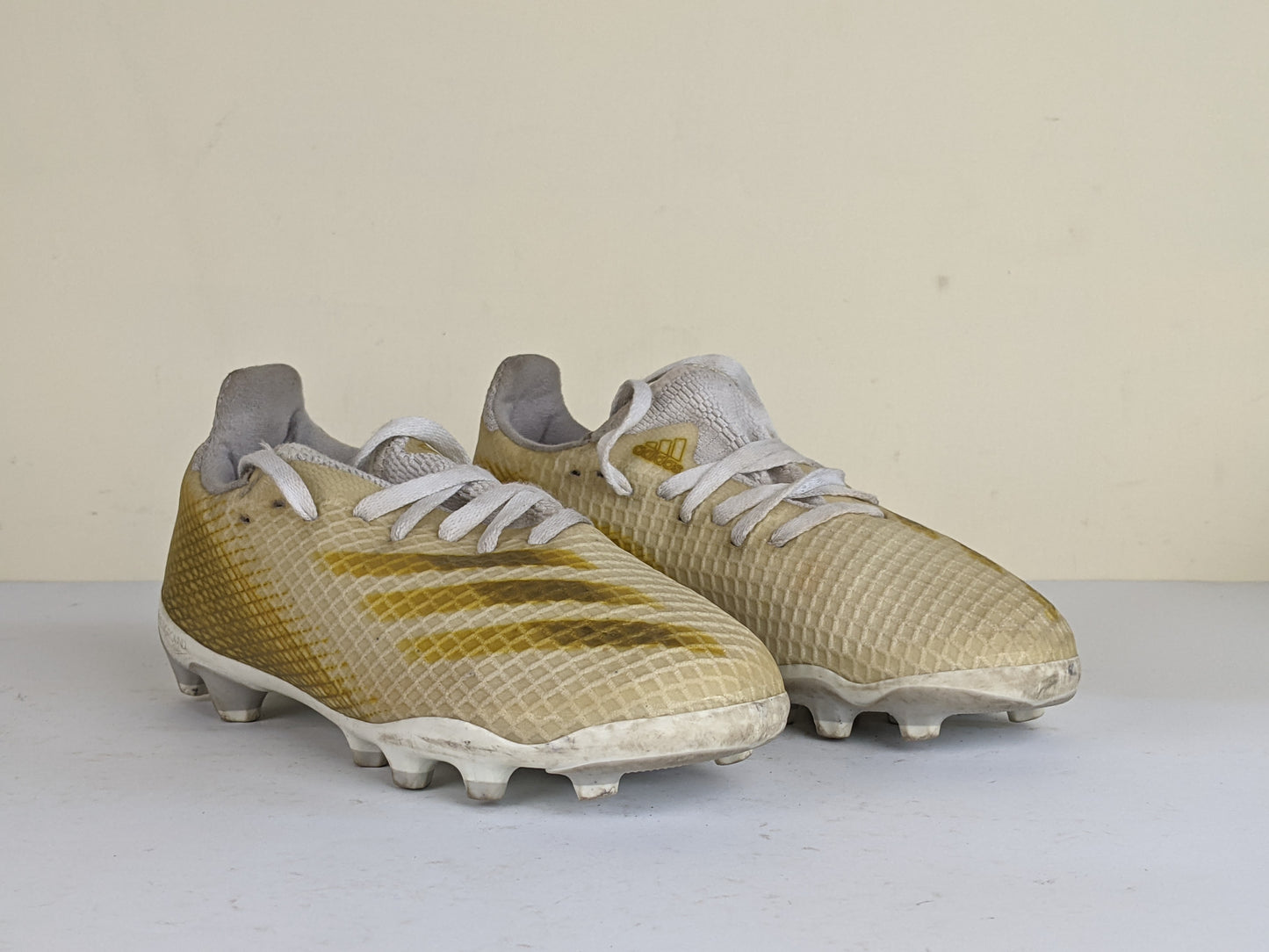 adidas X Ghosted .3 MG Inflight - Footwear White/Metallic Gold/Grey Two Kids