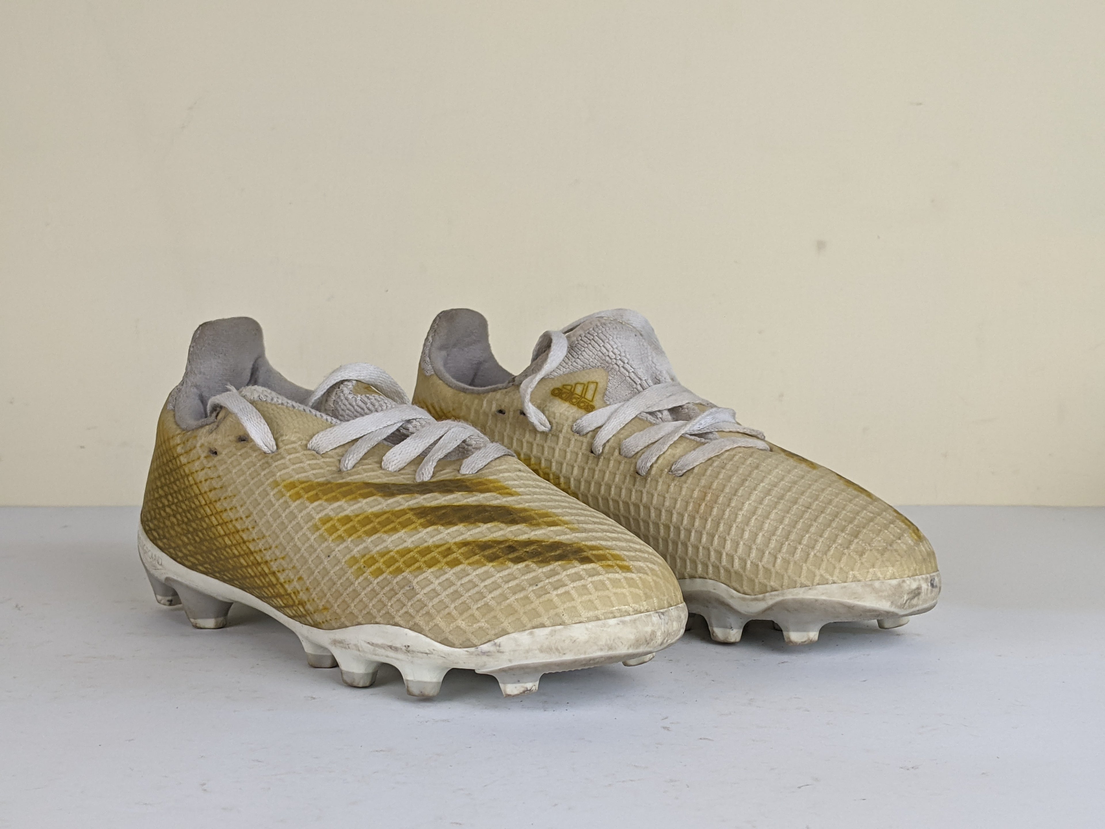 adidas X Ghosted .3 MG Inflight - Footwear White/Metallic Gold/Grey Two Kids