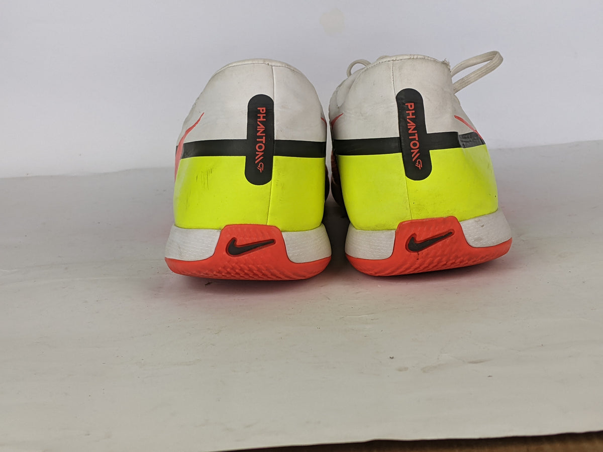 Nike Phantom GT 2 Academy IC Motivation - White/Bright Crimson/Volt