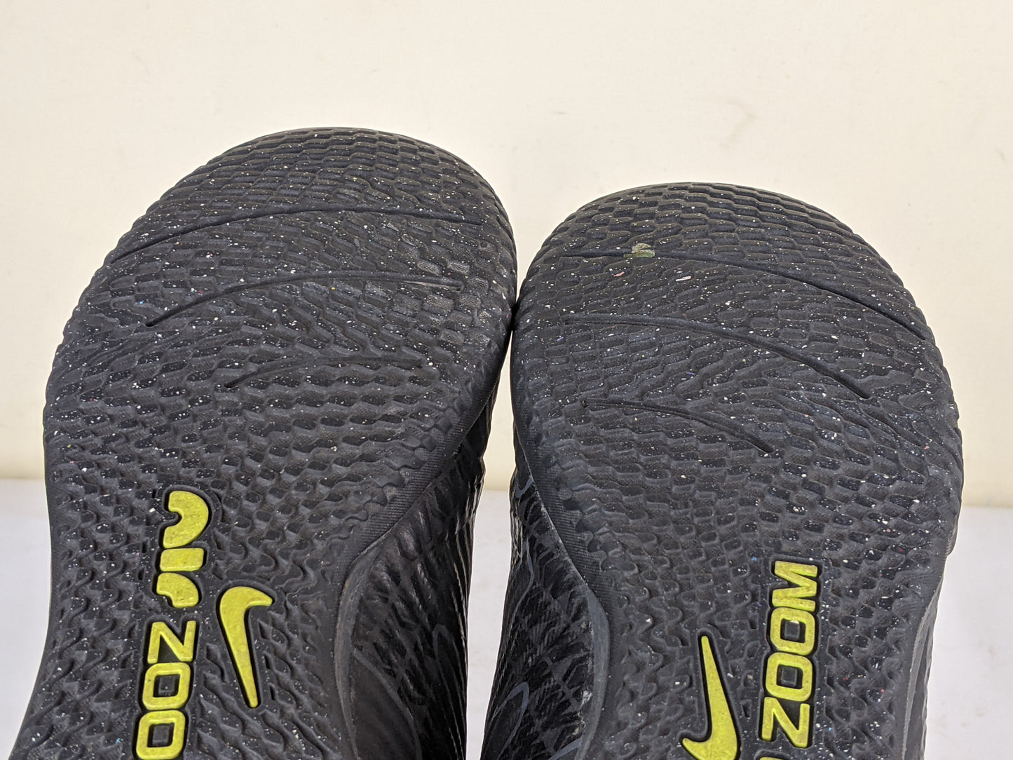 Nike Air Zoom Mercurial Vapor 15 Academy IC - Black/Smoke Grey/Summit White/Volt