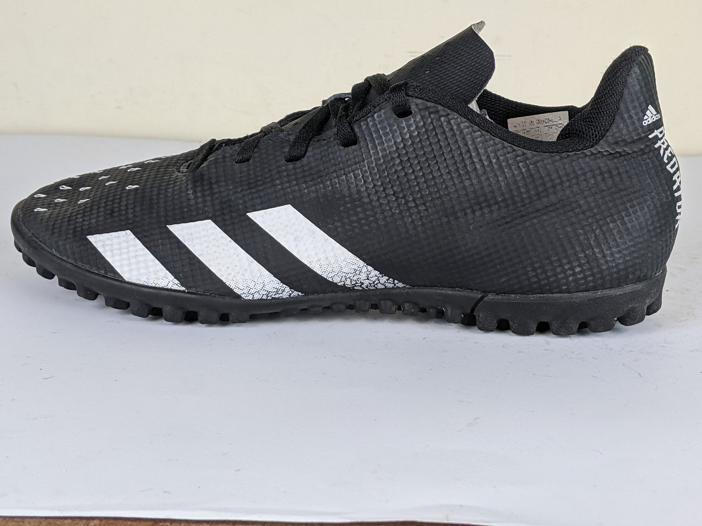adidas Predator Freak .4 TF Footwear White/Core Black