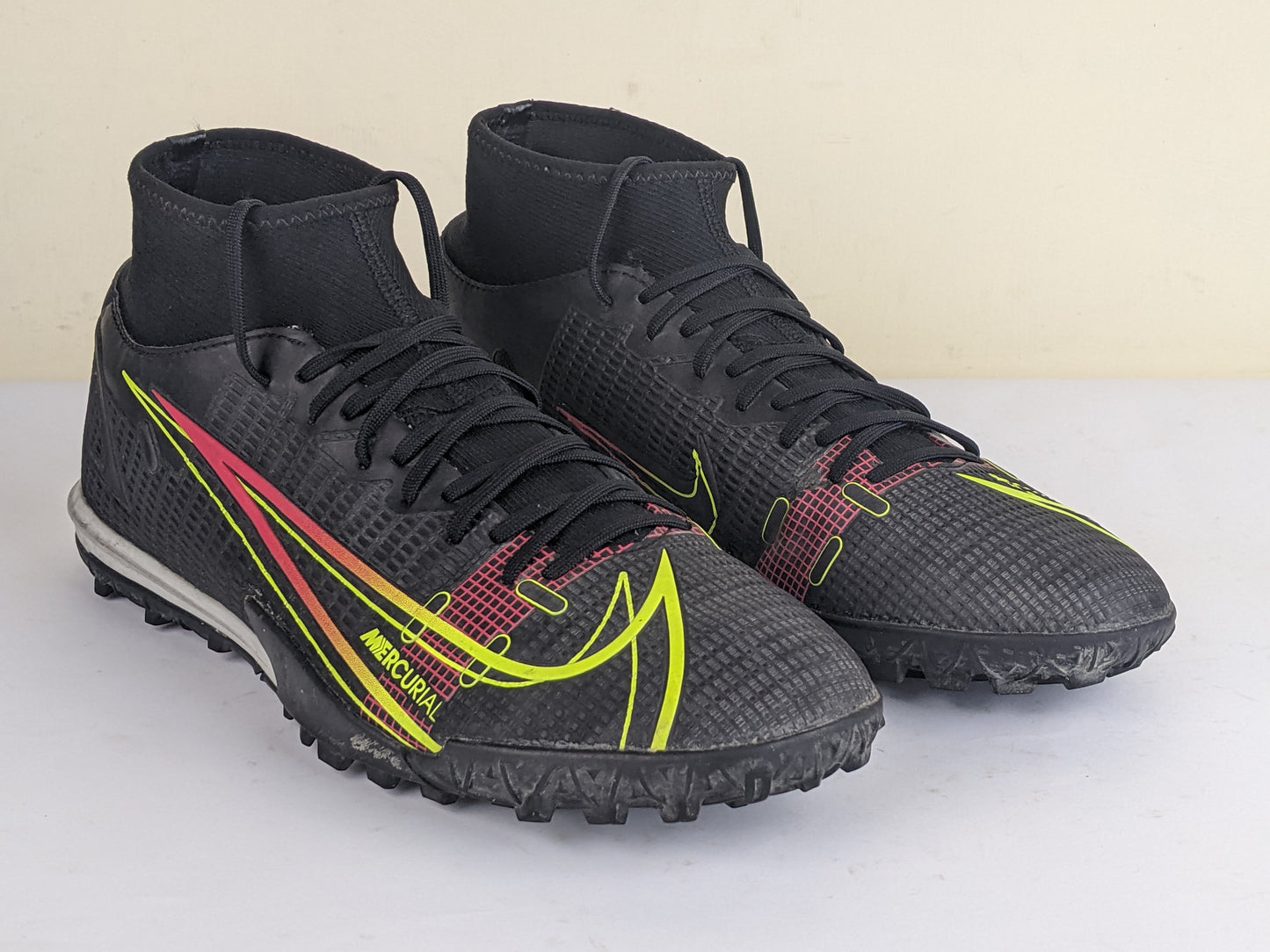 Nike Mercurial Superfly 8 Academy TF Black x Prism - Black/Cyber Yellow/Off Noir